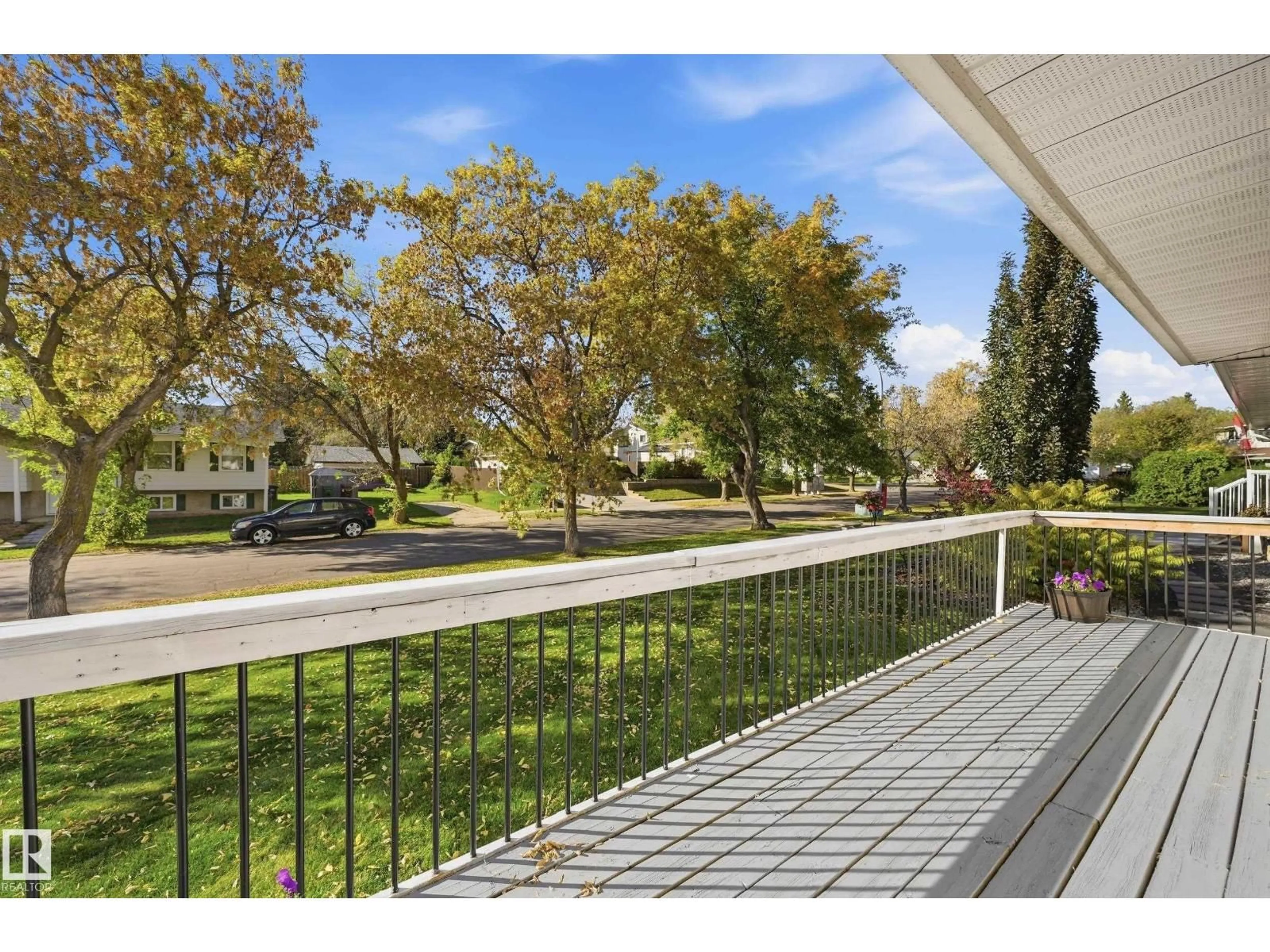 Patio, unknown for 74 ASPEN CR, St. Albert Alberta T8N2L8
