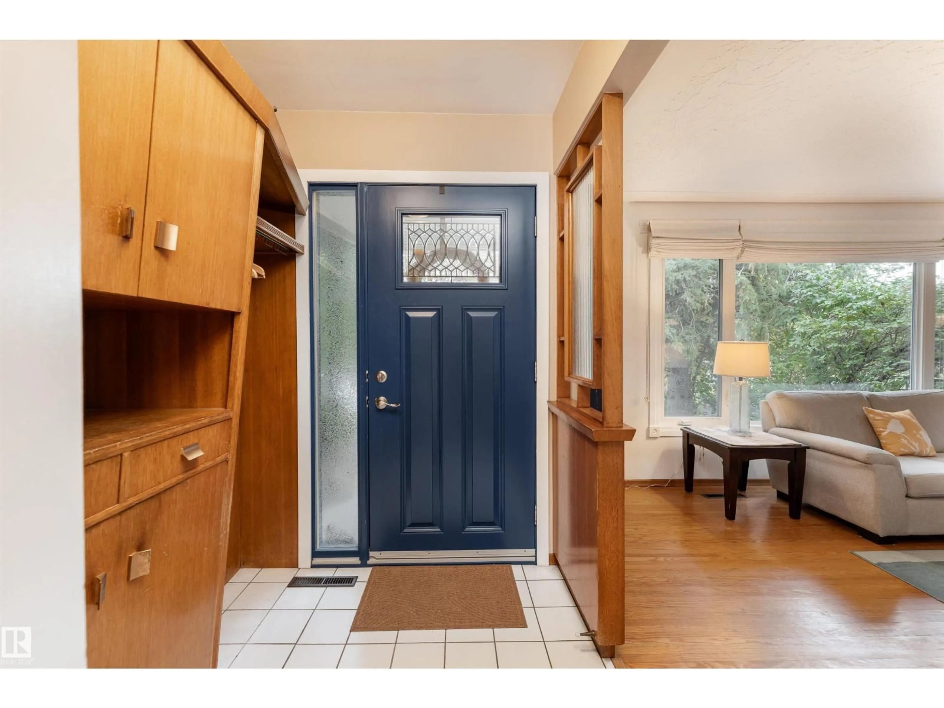 Indoor entryway for NW - 10320 76 ST, Edmonton Alberta T6A3A7