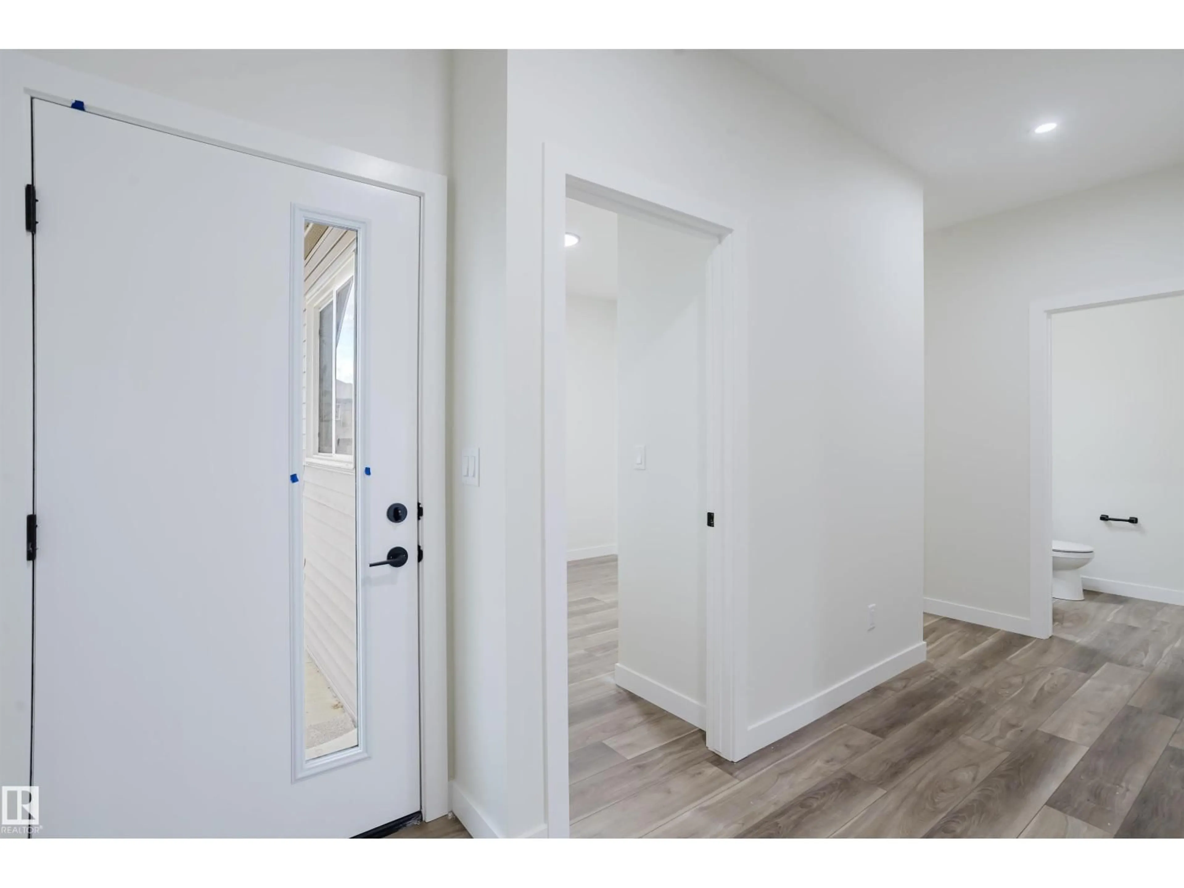 Indoor entryway for SW - 428 27 ST, Edmonton Alberta T6X3H9