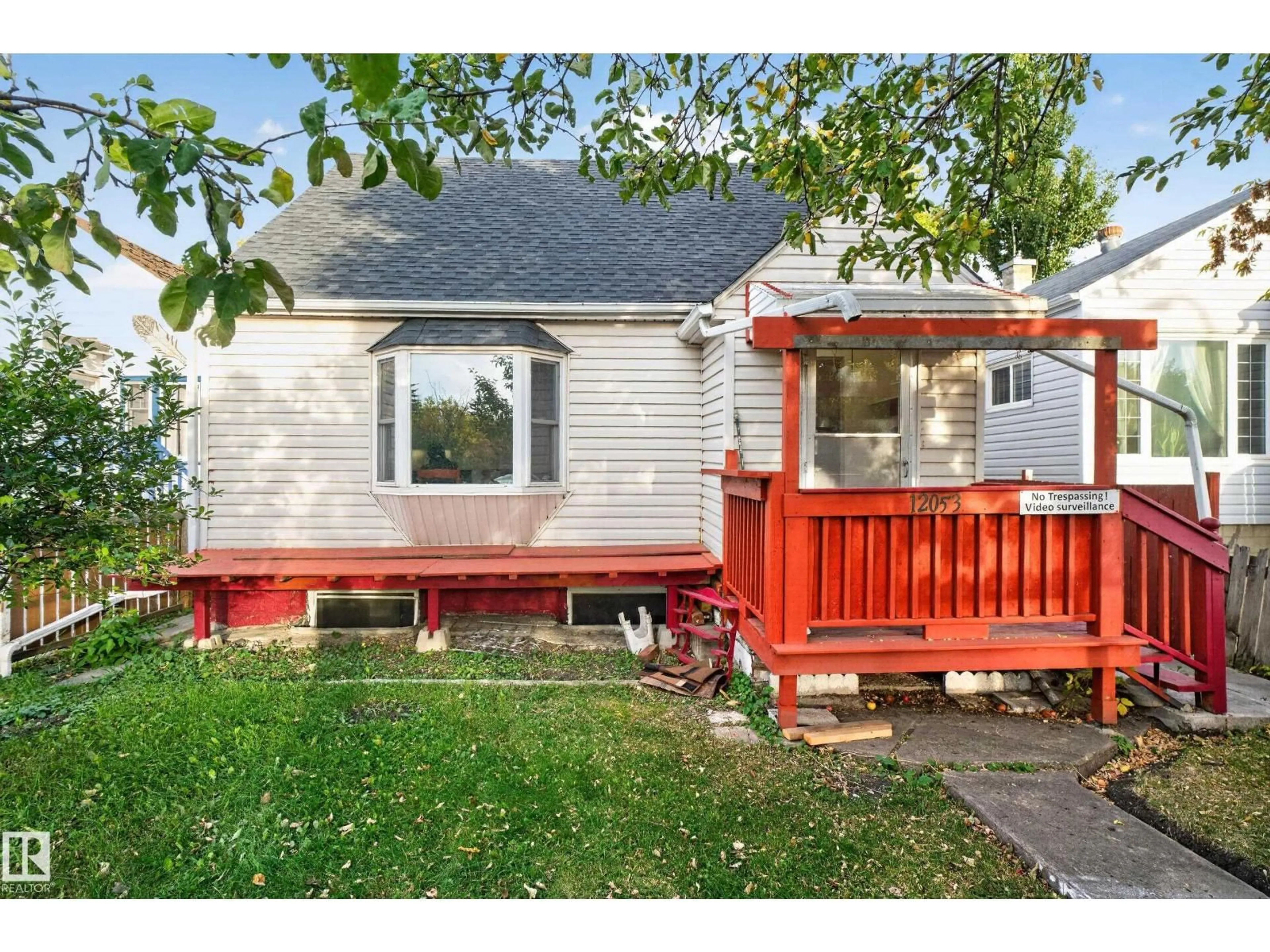 Unknown for 12053 97 ST, Edmonton Alberta T5G1Y8