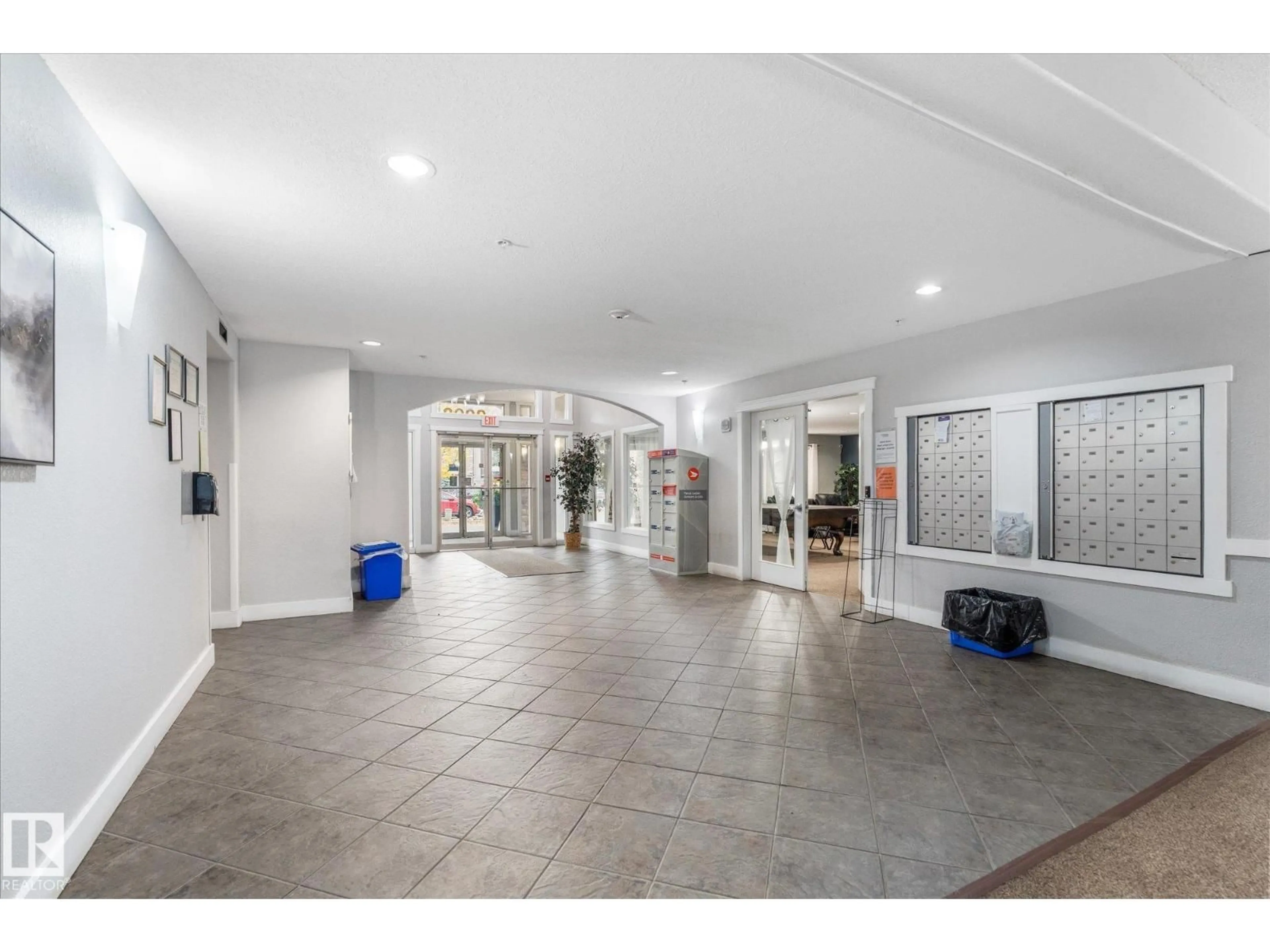 Indoor foyer for #119 - 2098 BLACKMUD CREEK DR, Edmonton Alberta T6W1T7