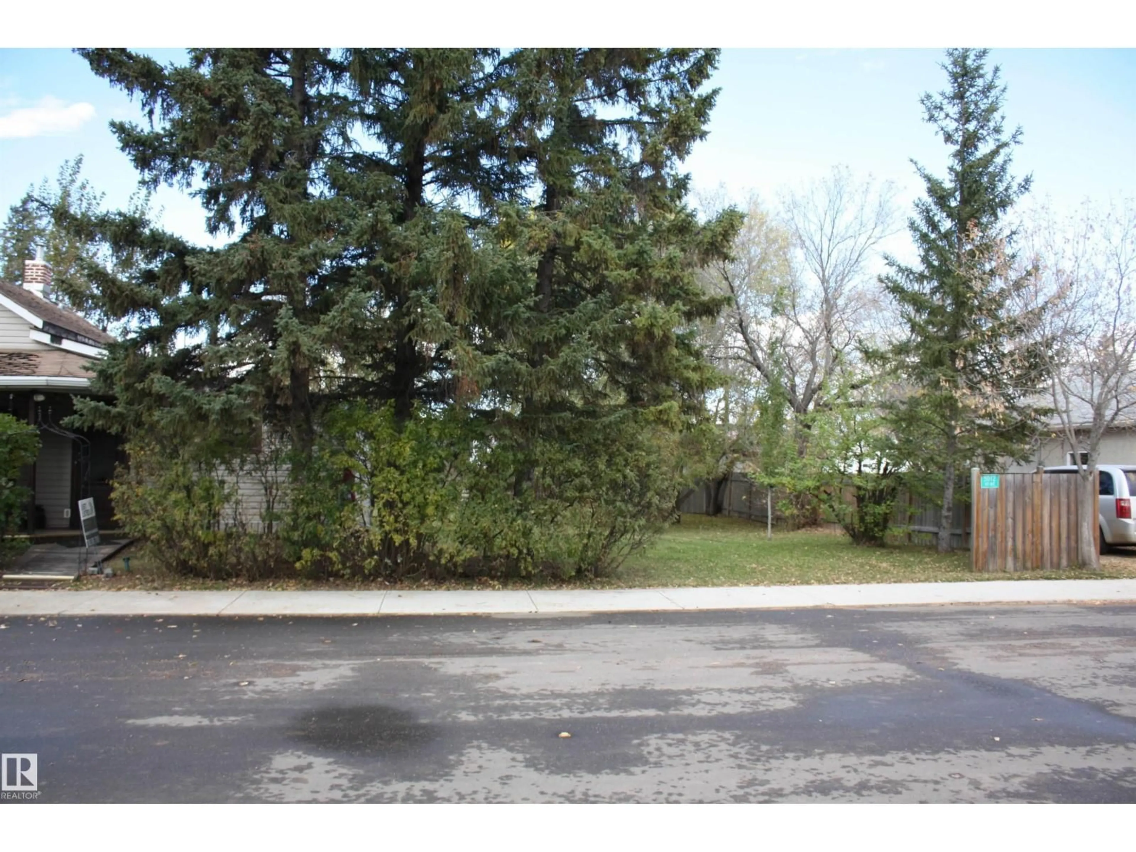 Unknown for 5012 49 AVE, Radway Alberta T0A2V0