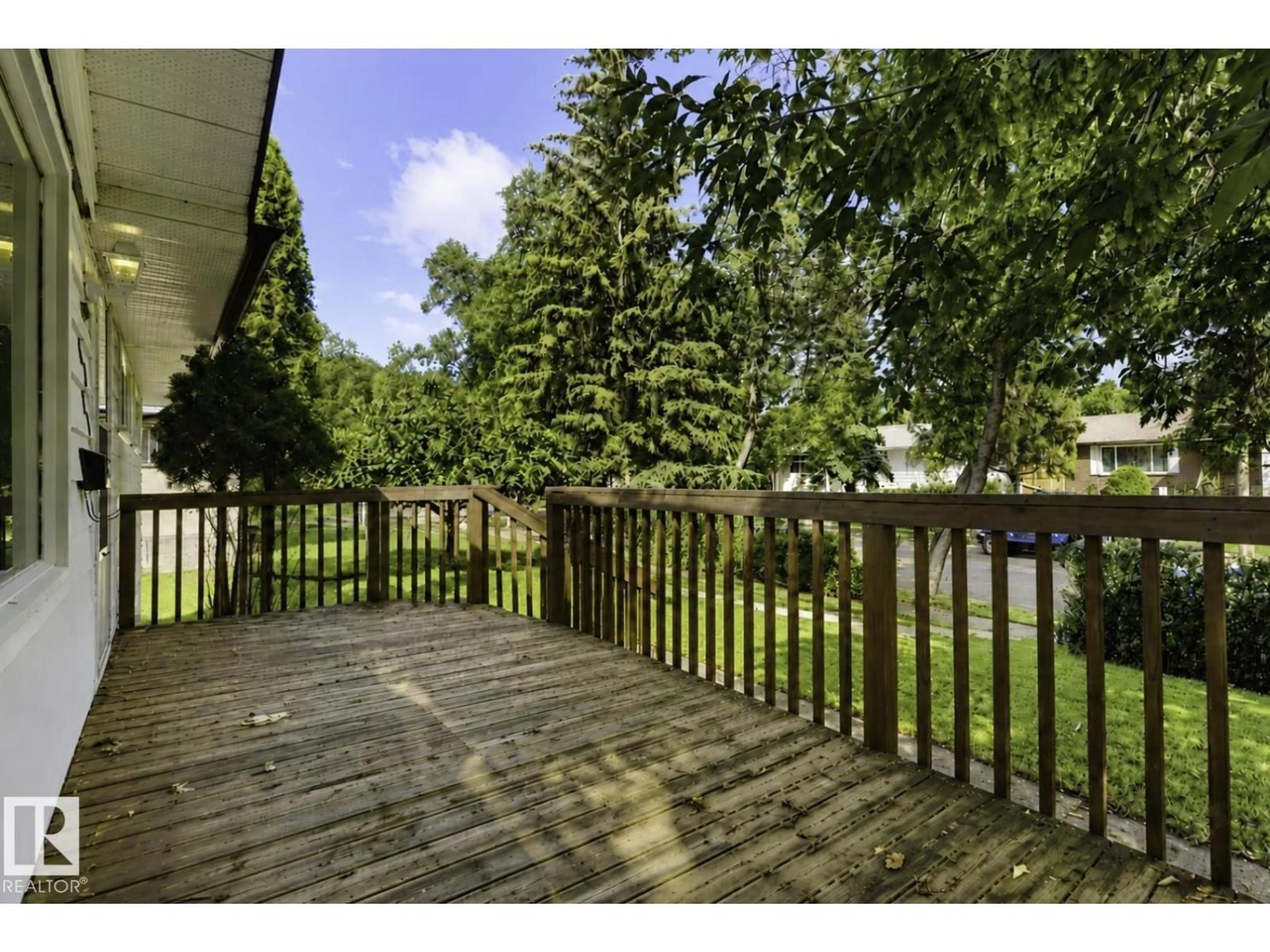 Patio, unknown for 6221 44B AVENUE, Camrose Alberta T4V0B5