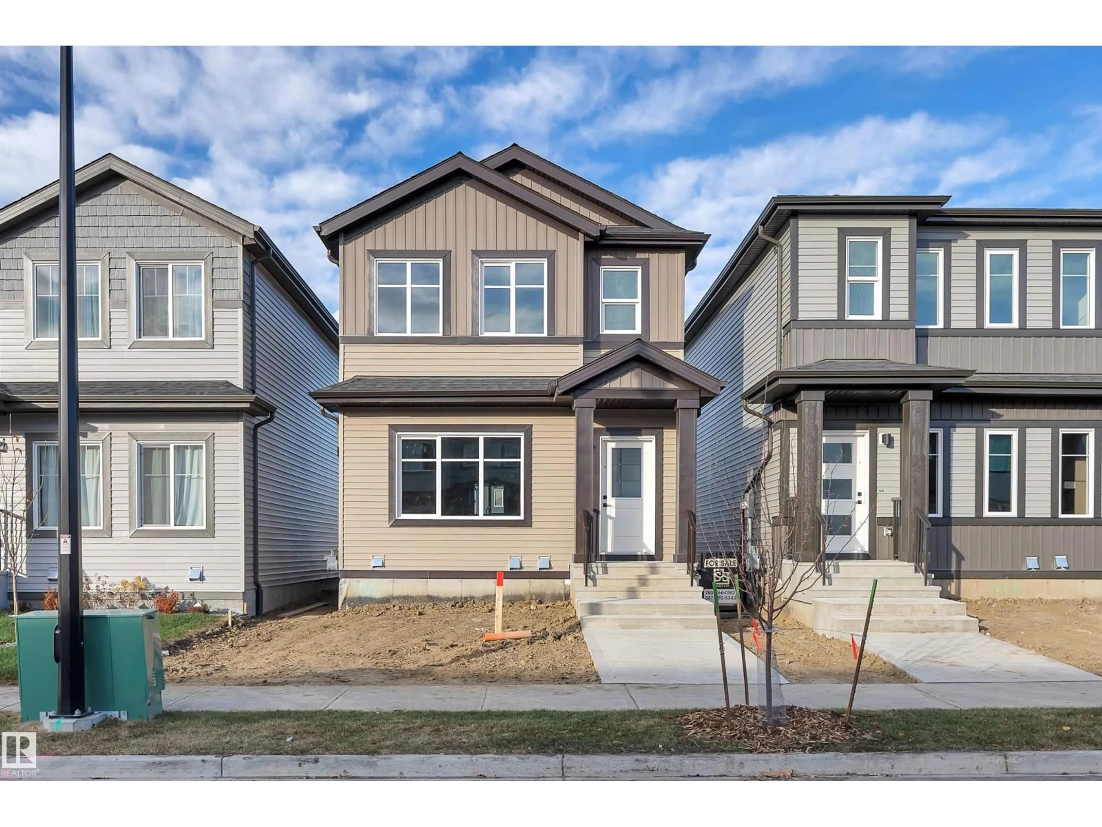 Home with vinyl exterior material, street for 180 PACIFIC DR, Spruce Grove Alberta T7X4T1