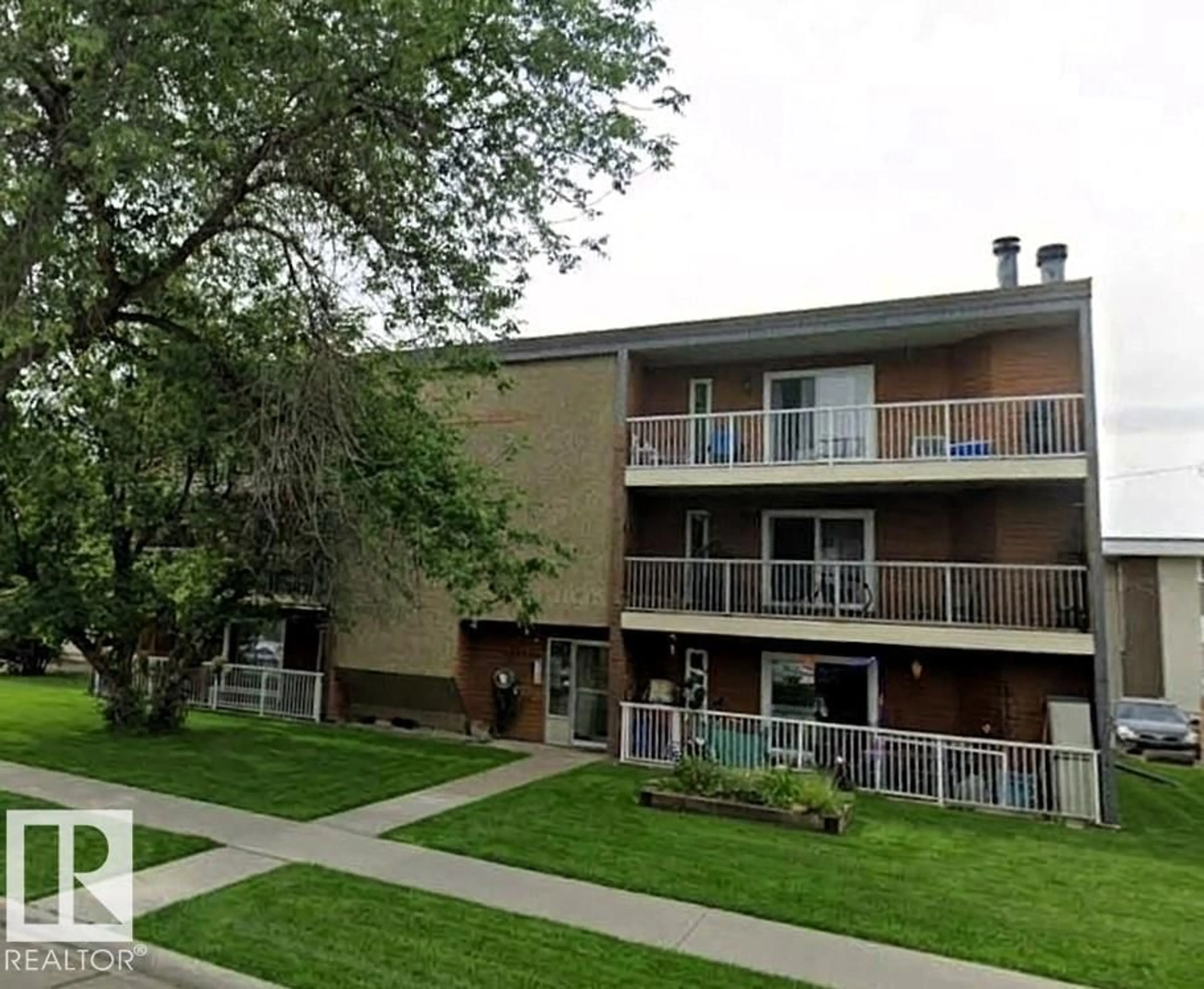 Unknown for #102 - 11325 109 AV, Edmonton Alberta T5H1E3