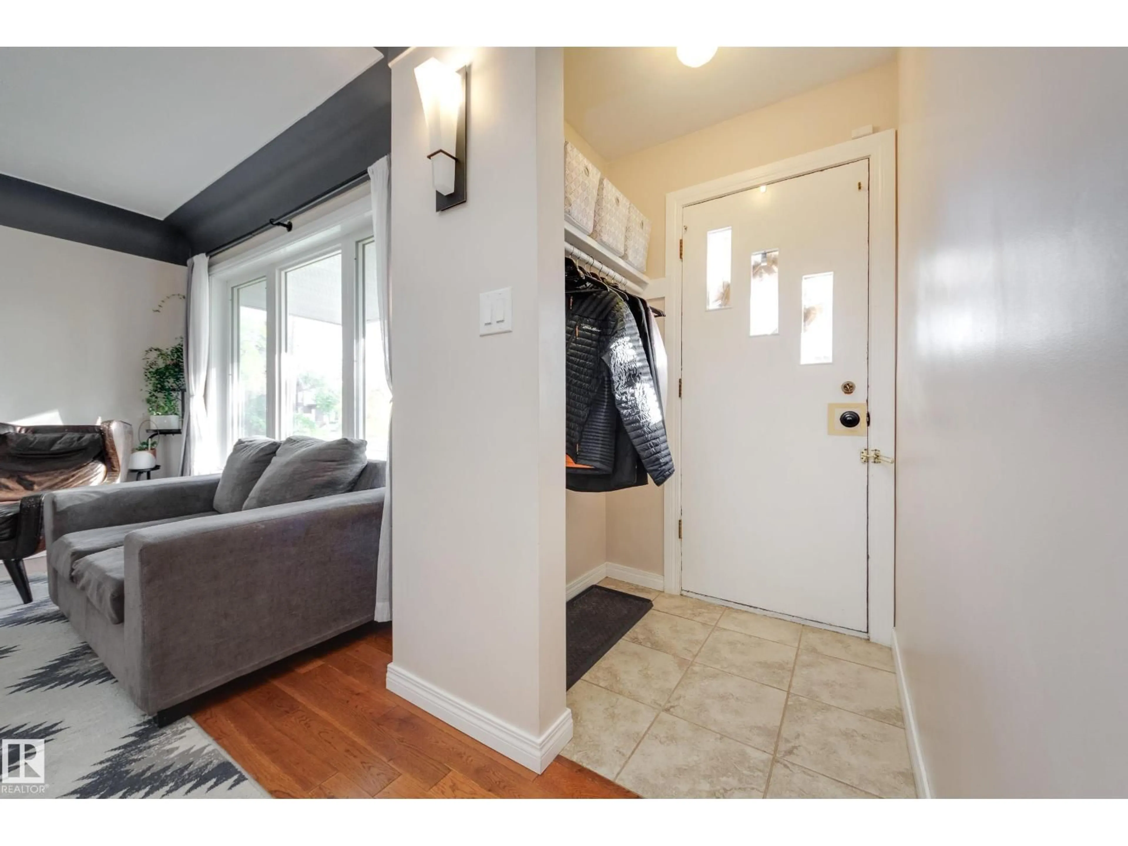 Indoor entryway for NW - 10466 159 ST, Edmonton Alberta T5P3A7