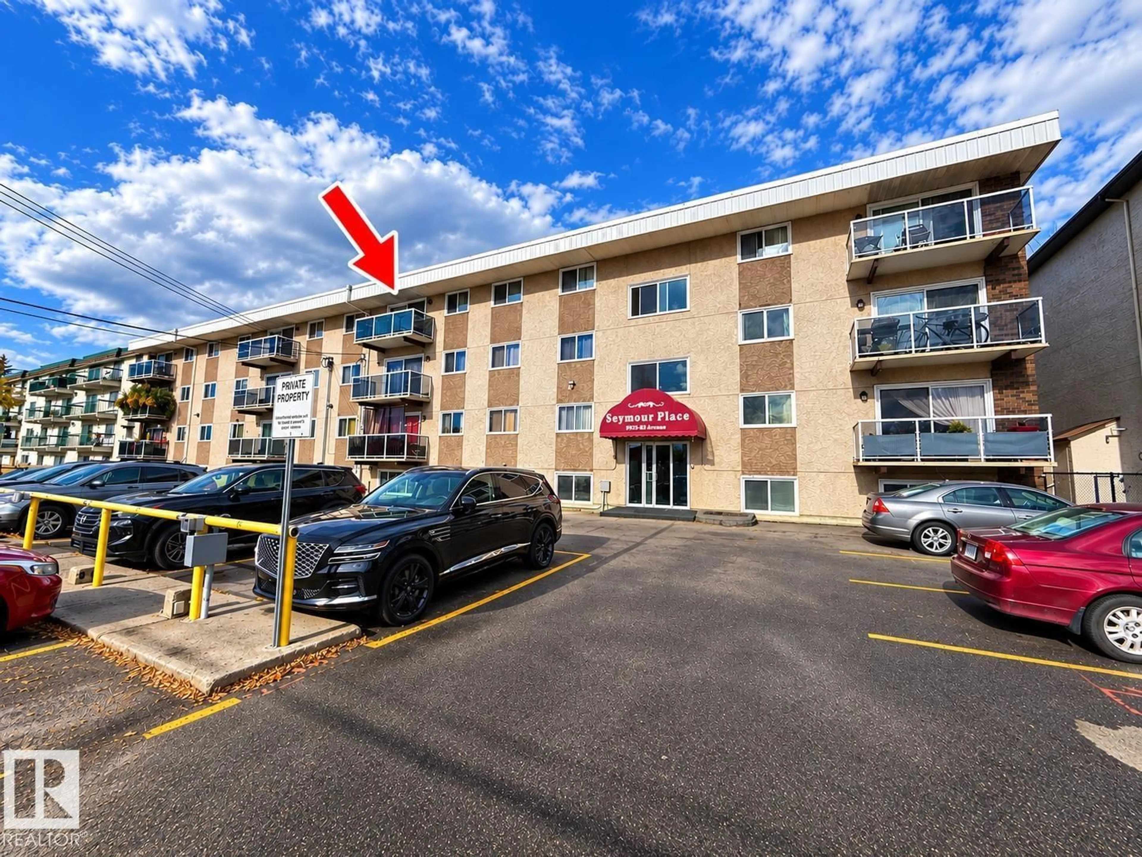 Unknown for 403 - 9925 83 AV, Edmonton Alberta T6E2B9