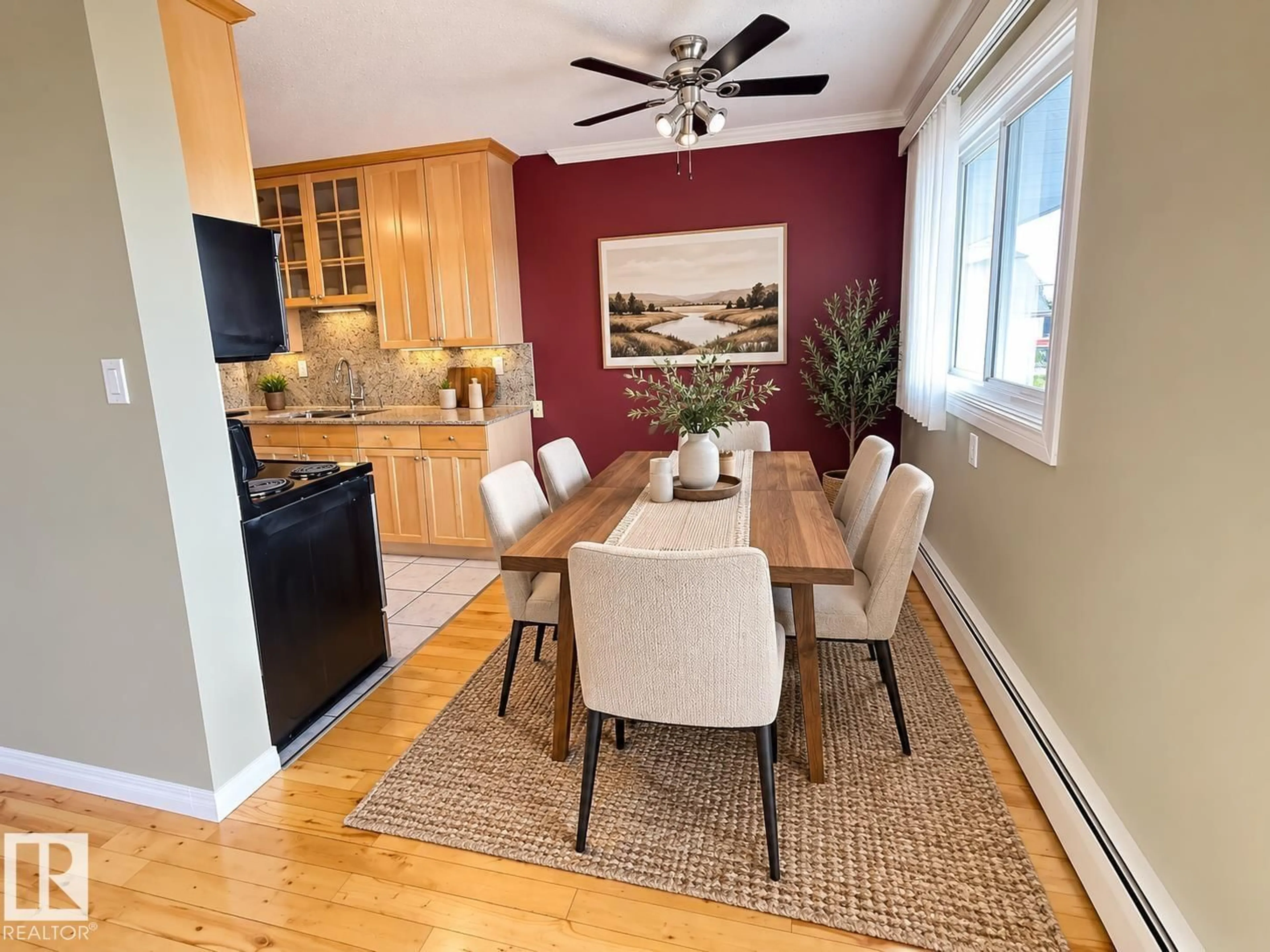 Open concept kitchen, wood/laminate floor for 403 - 9925 83 AV, Edmonton Alberta T6E2B9