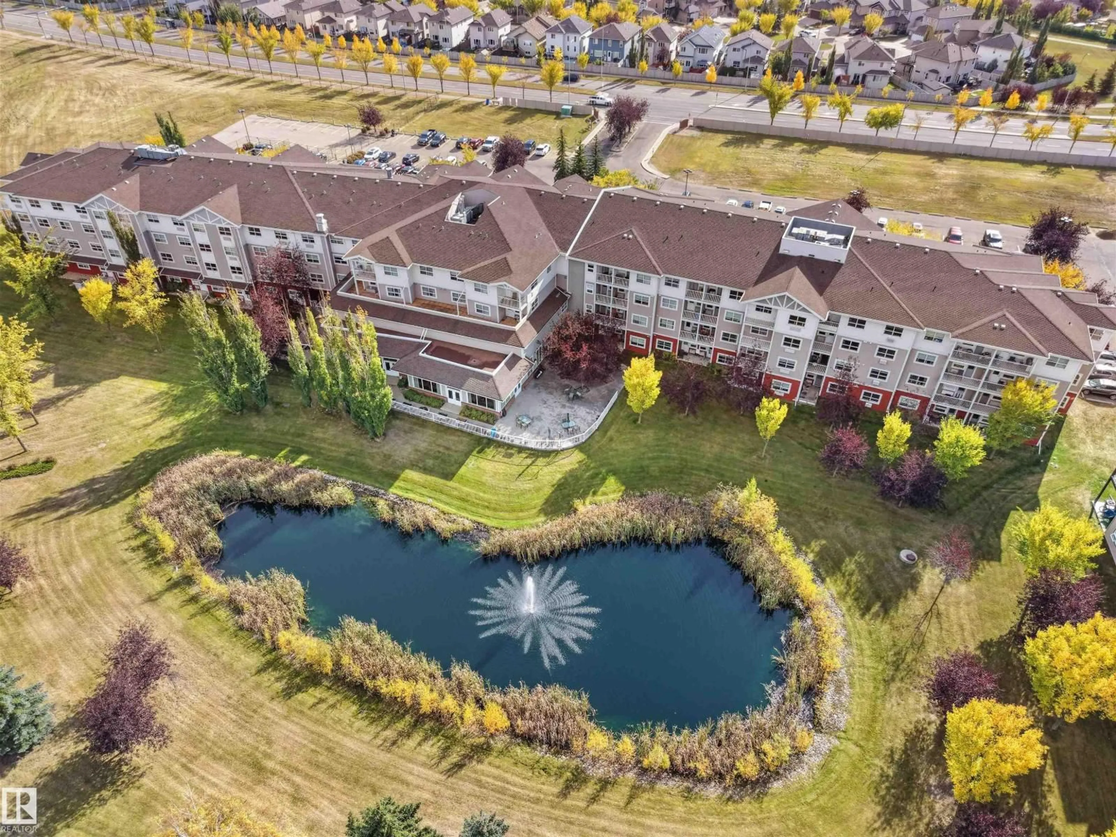 A pic from outside/outdoor area/front of a property/back of a property/a pic from drone, water/lake/river/ocean view for 8802 - 328 SOUTHFORT, Fort Saskatchewan Alberta T8L4R6