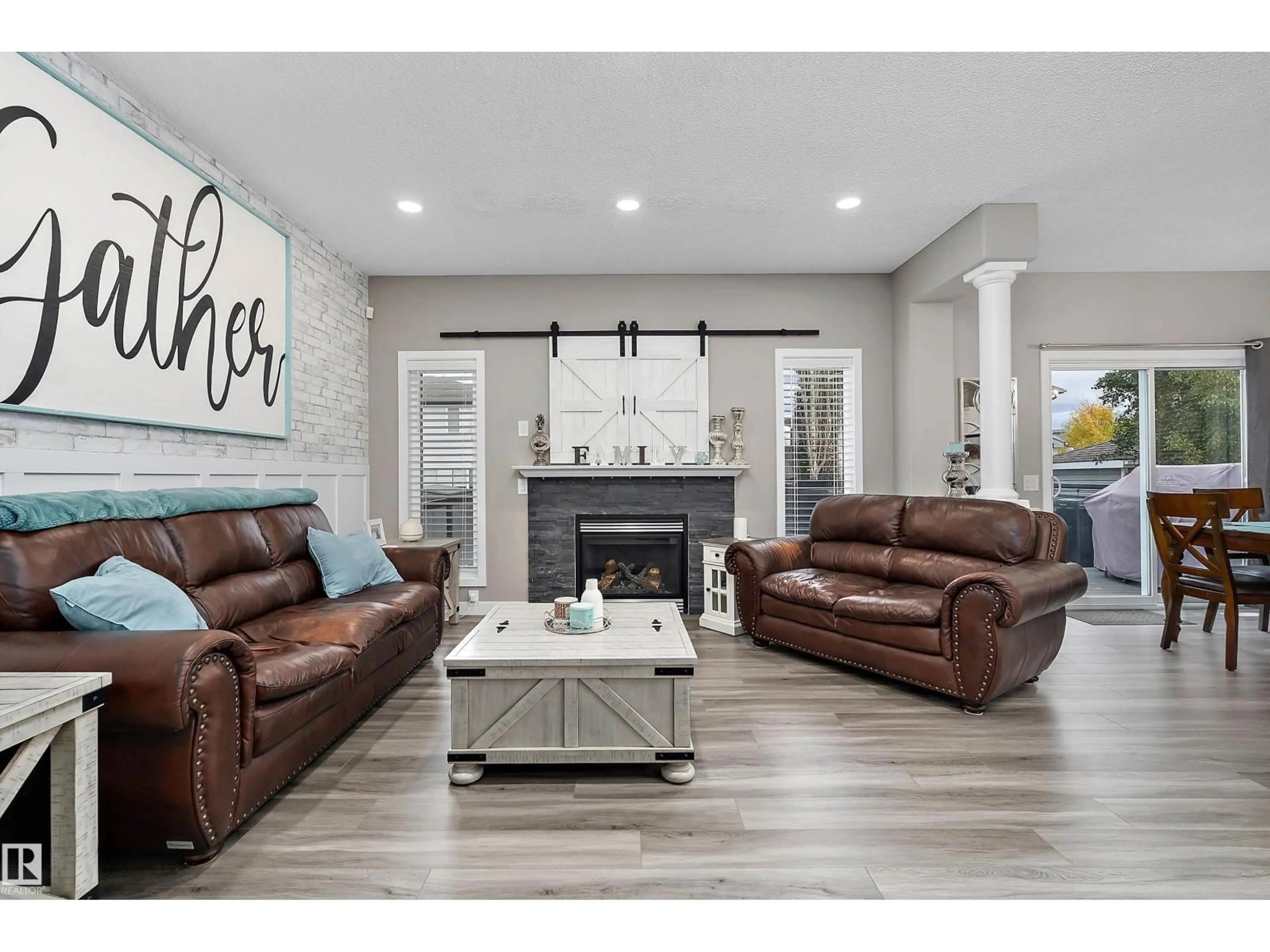 Living room with furniture, unknown for 47 BIRCHMONT DR, Leduc Alberta T9E8S4