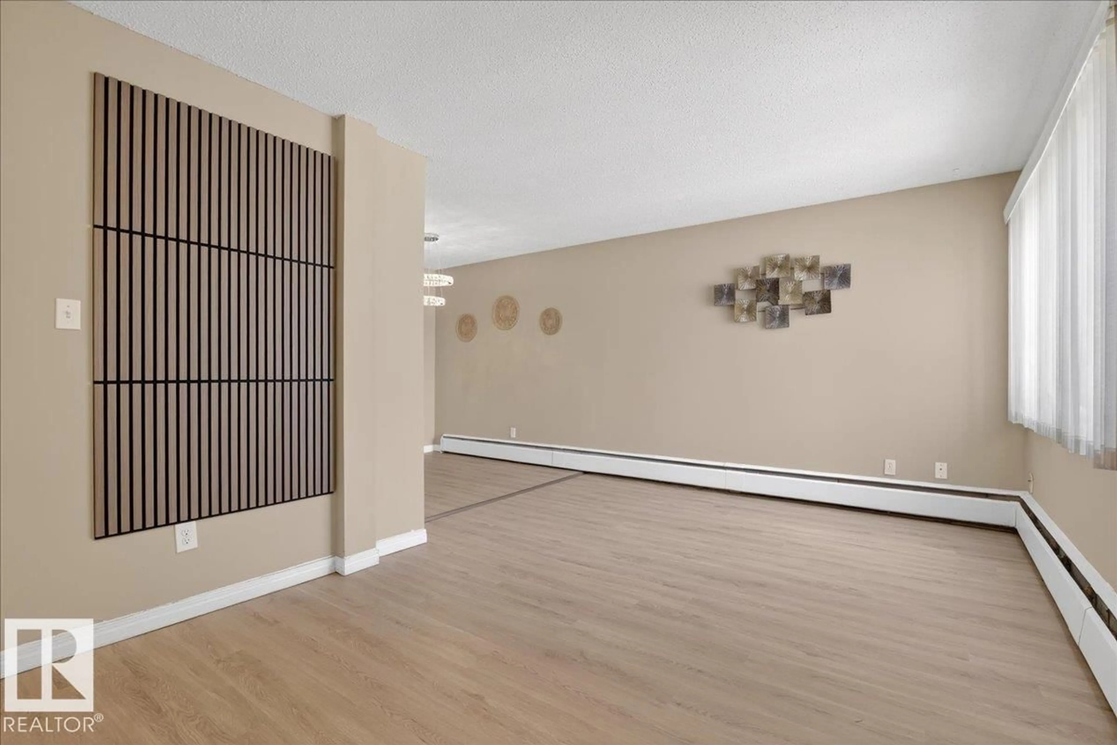 A pic of a room for #309 - 2908 116A AV, Edmonton Alberta T5W4R7