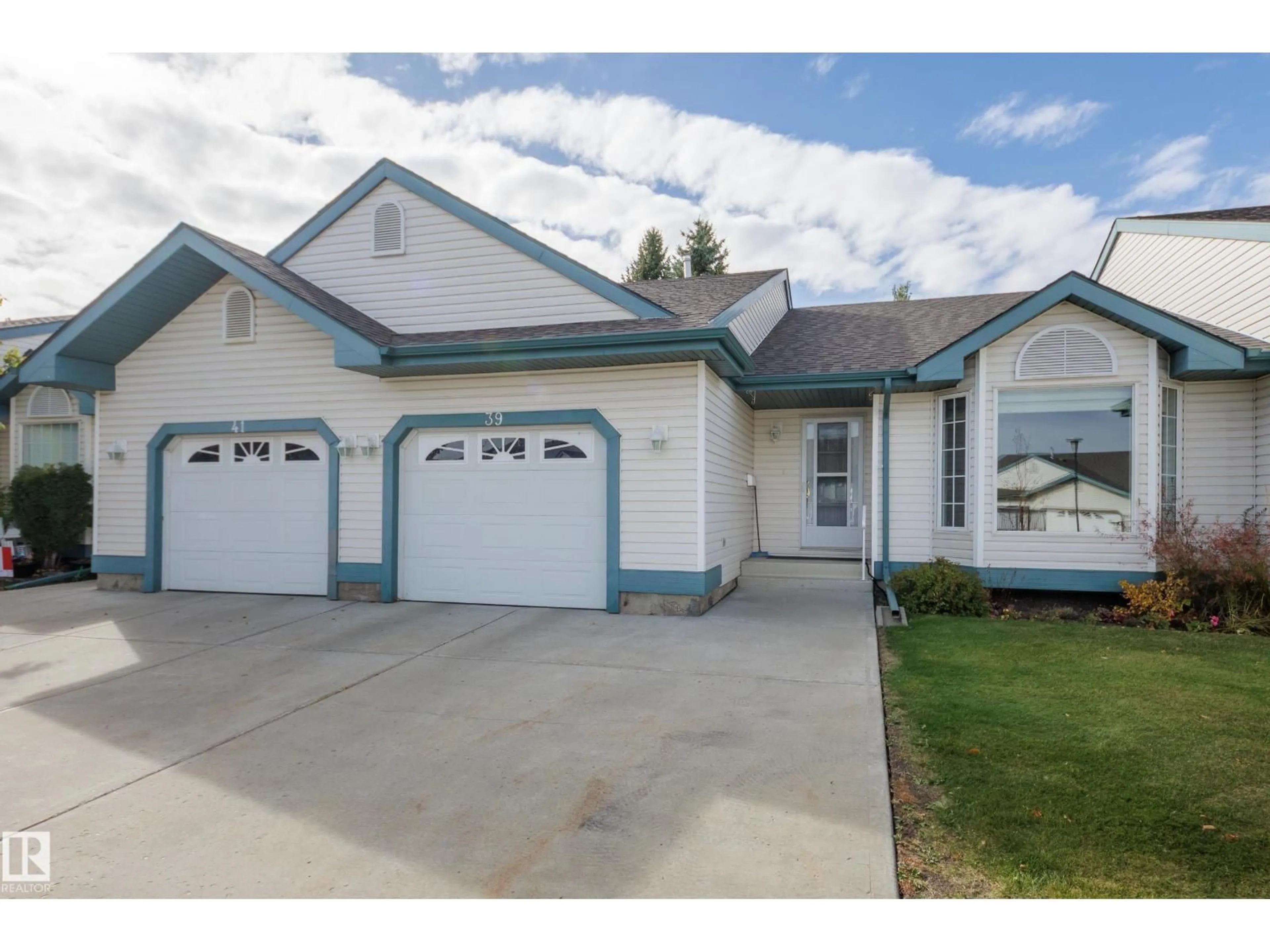 Home with vinyl exterior material, street for #39 - 308 JACKSON RD, Edmonton Alberta T6L6W1