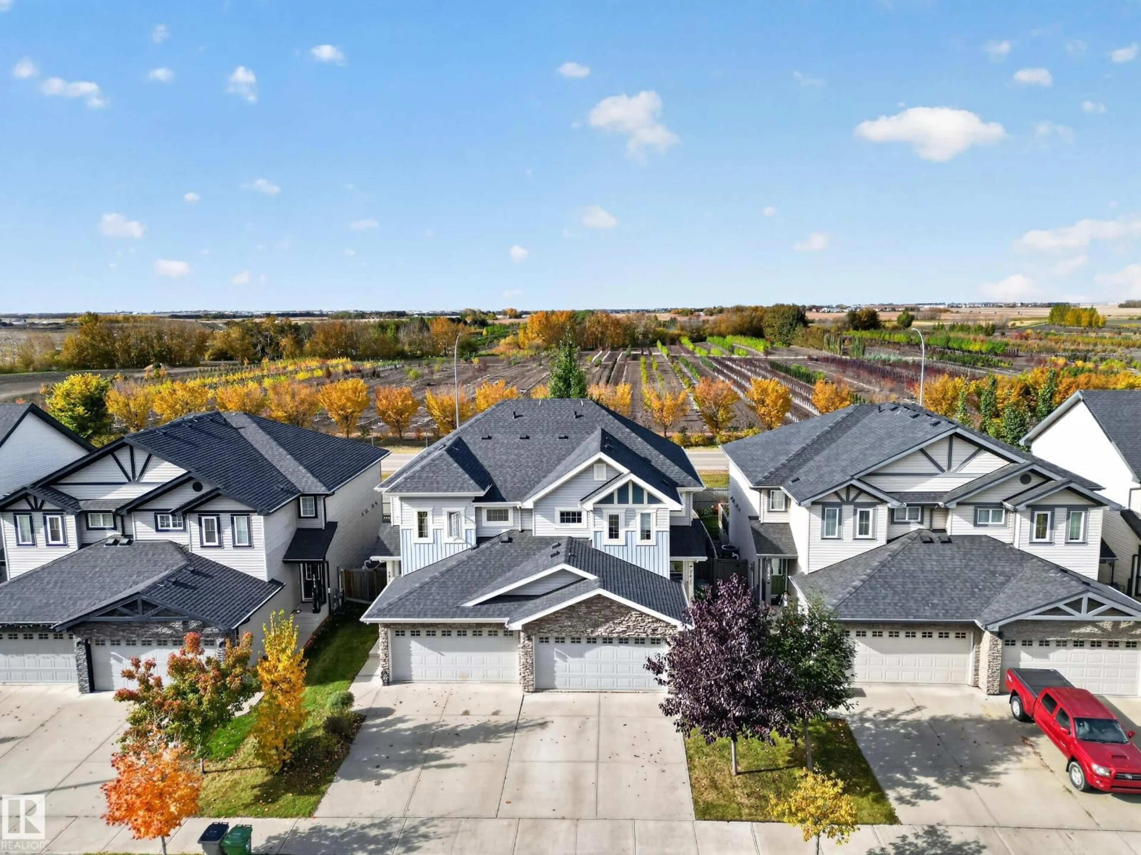 A pic from outside/outdoor area/front of a property/back of a property/a pic from drone, unknown for 5820 66 ST, Beaumont Alberta T4X2A5