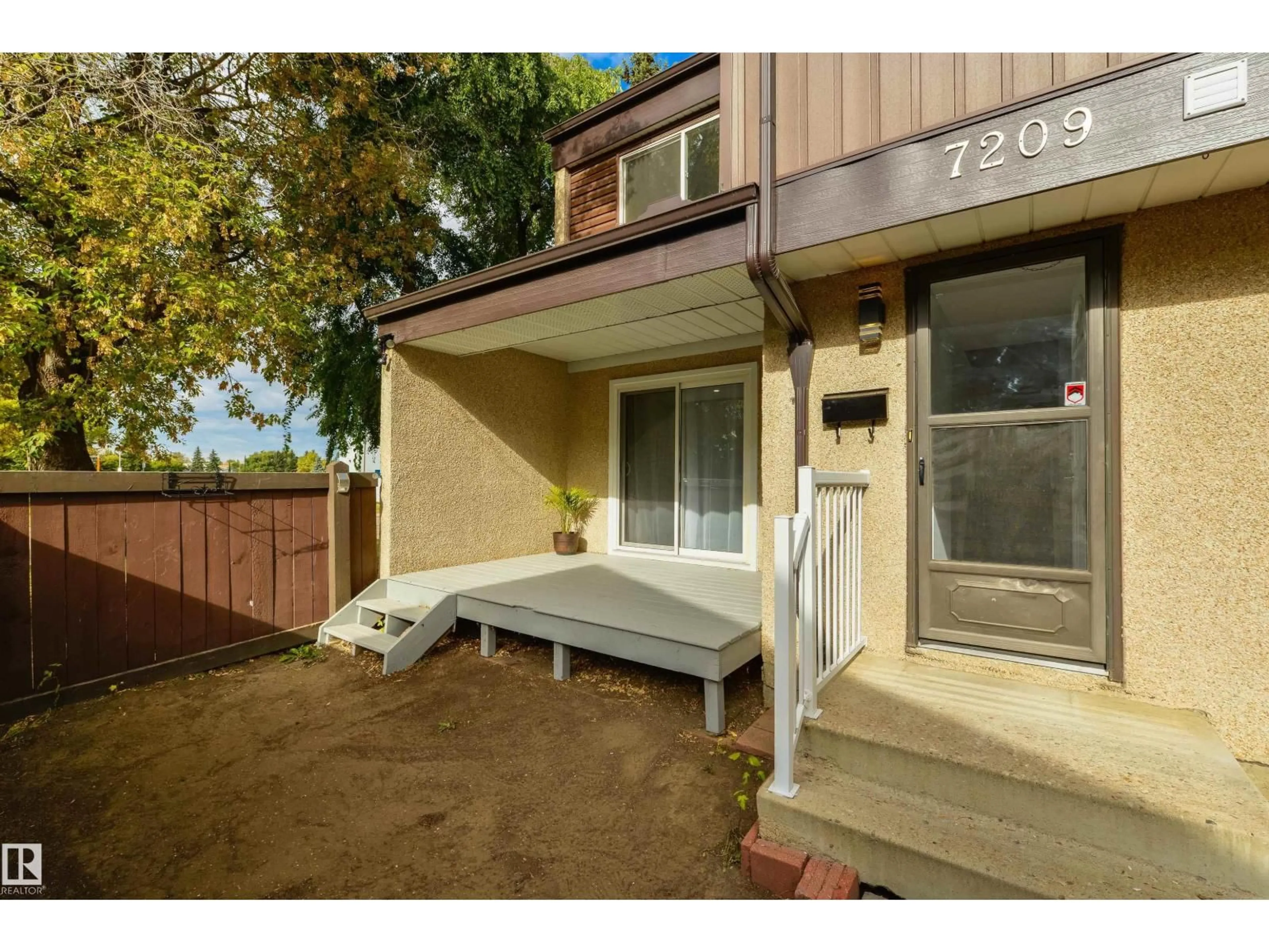 Patio, street for NW - 7209 180 ST, Edmonton Alberta T5T3G1