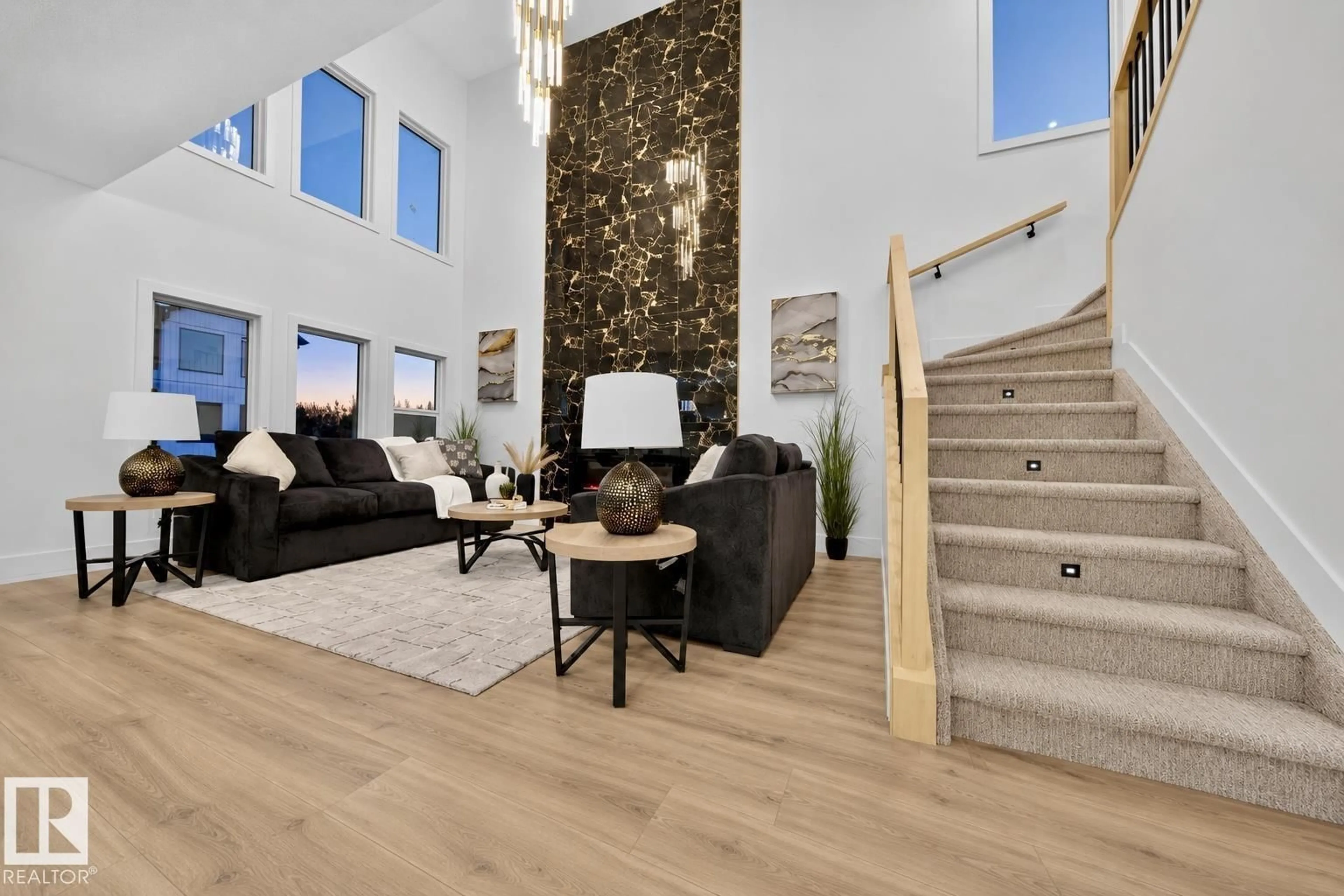 Unknown for NW - 2019 156 AVE, Edmonton Alberta T5Y4N3
