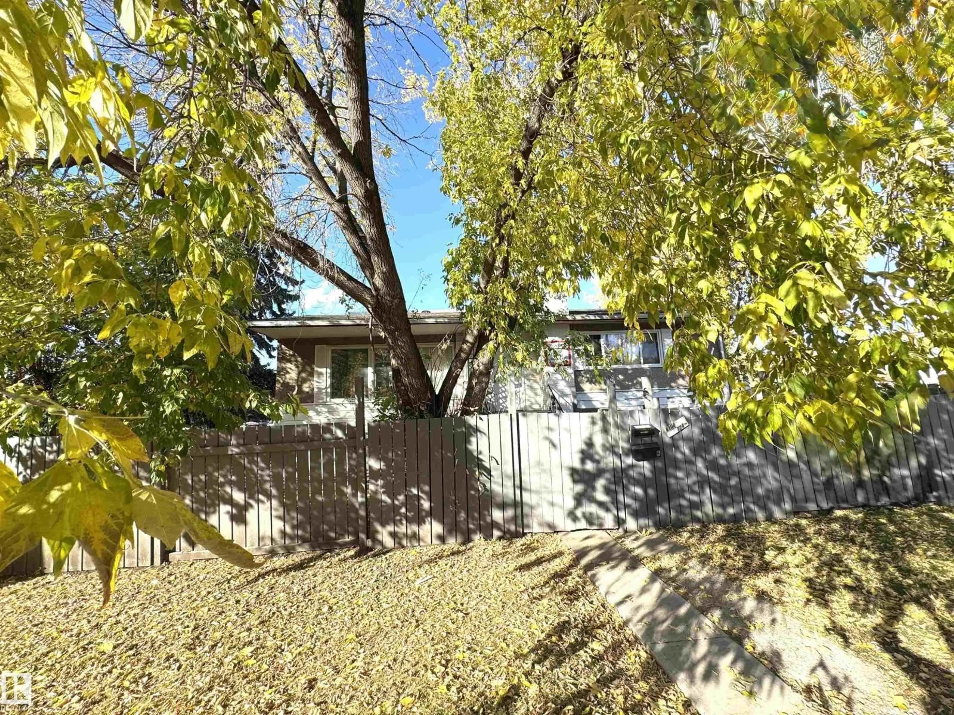 A pic from outside/outdoor area/front of a property/back of a property/a pic from drone, unknown for 8108 124 AV, Edmonton Alberta T5B1C1