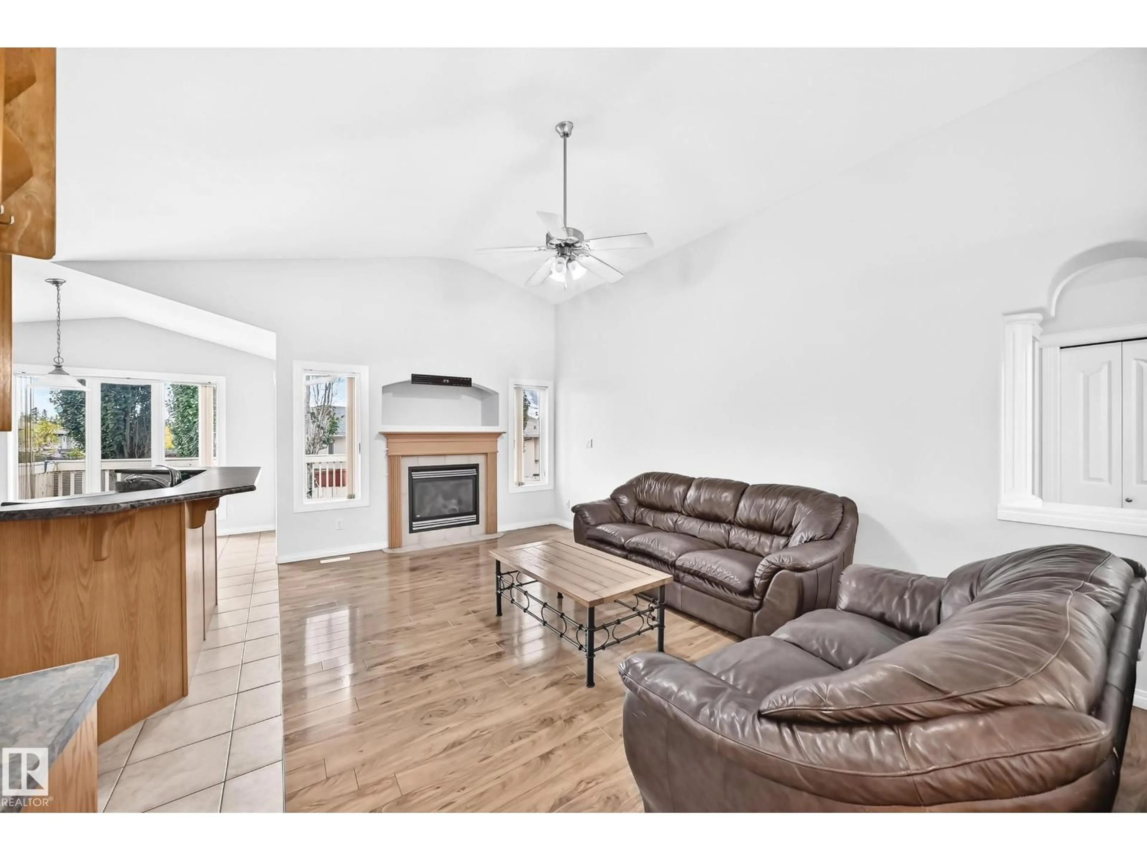 Living room with furniture, unknown for NW - 3460 30 ST, Edmonton Alberta T6T1W6