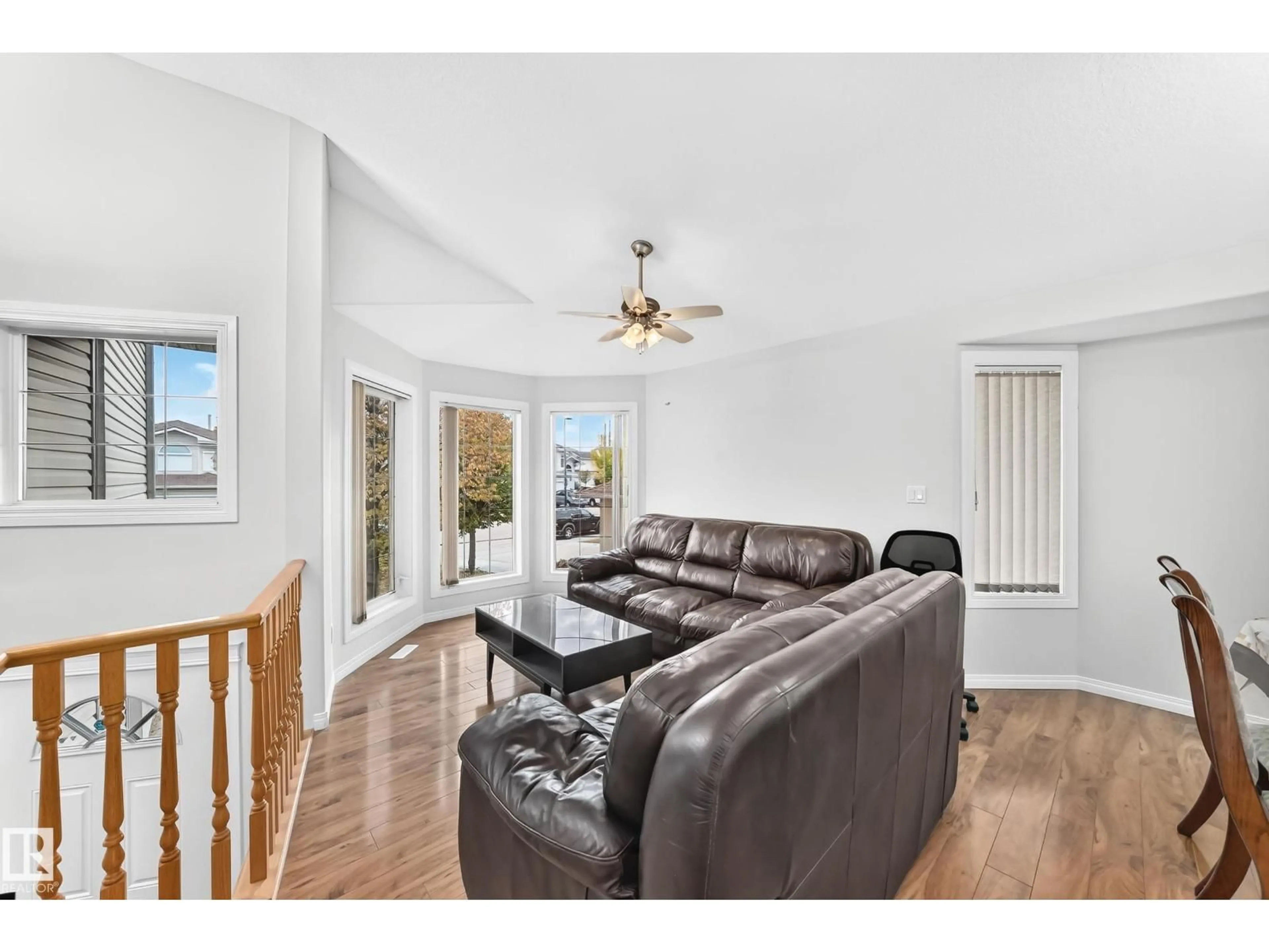 Living room with furniture, unknown for NW - 3460 30 ST, Edmonton Alberta T6T1W6