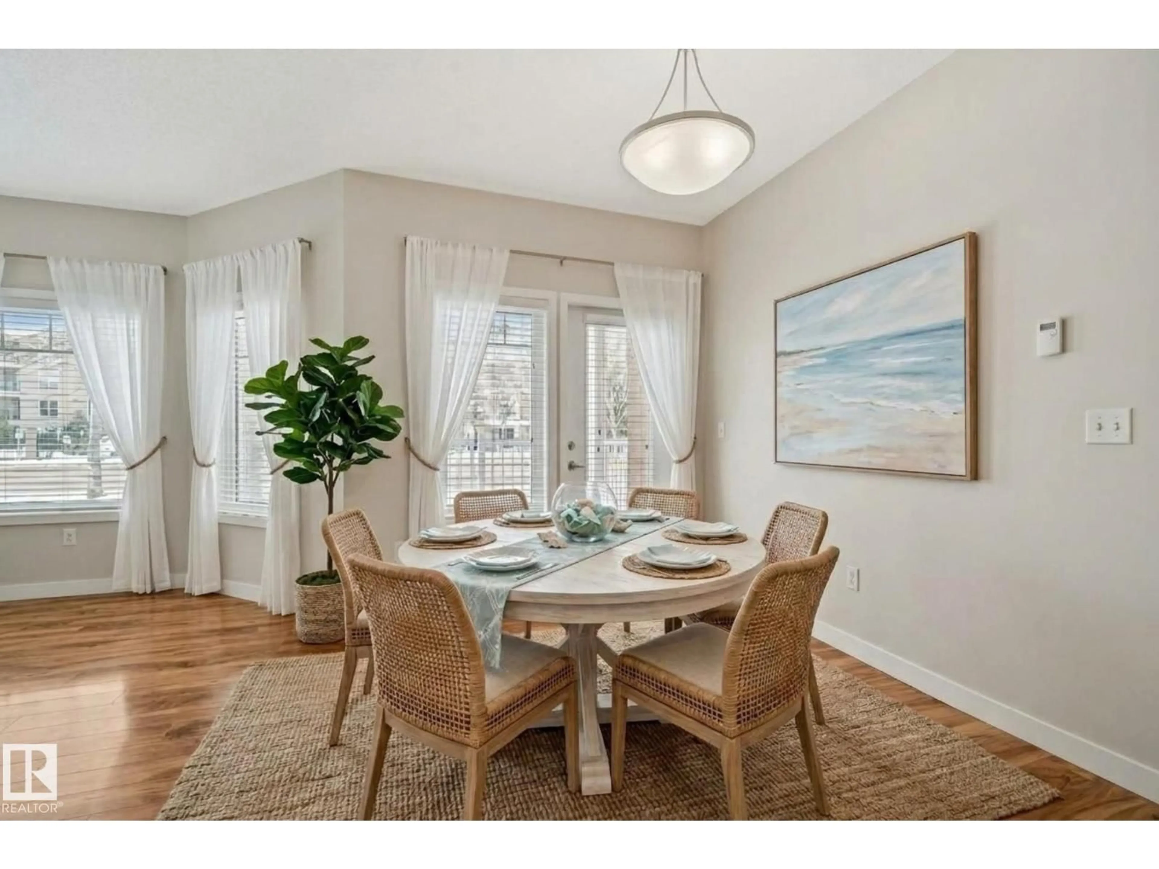 Dining room, wood/laminate floor for 120 8931 156 ST, Edmonton Alberta T5R1Y6