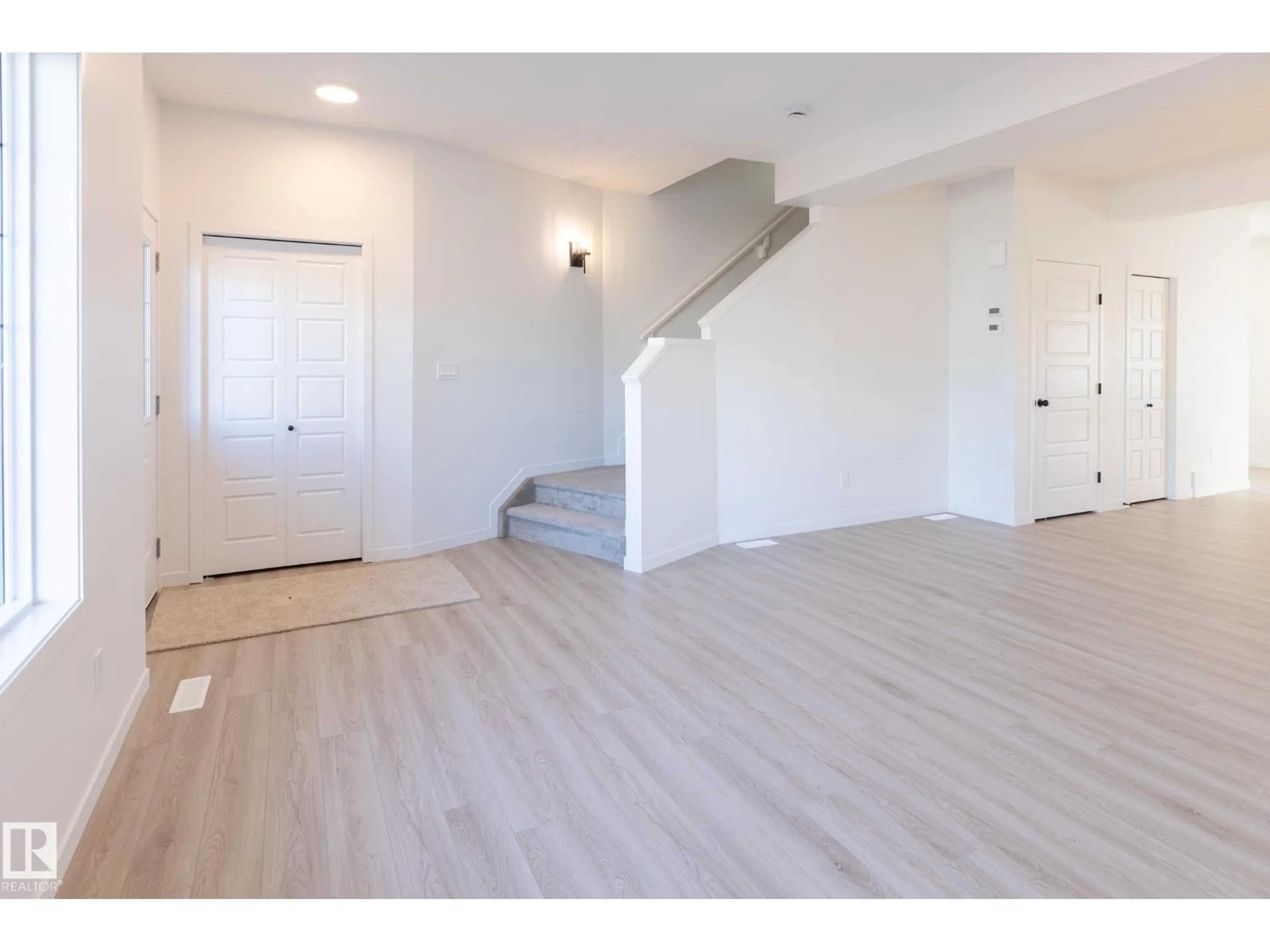 Unknown for 213 WATTLE RD, Leduc Alberta T9E0V1