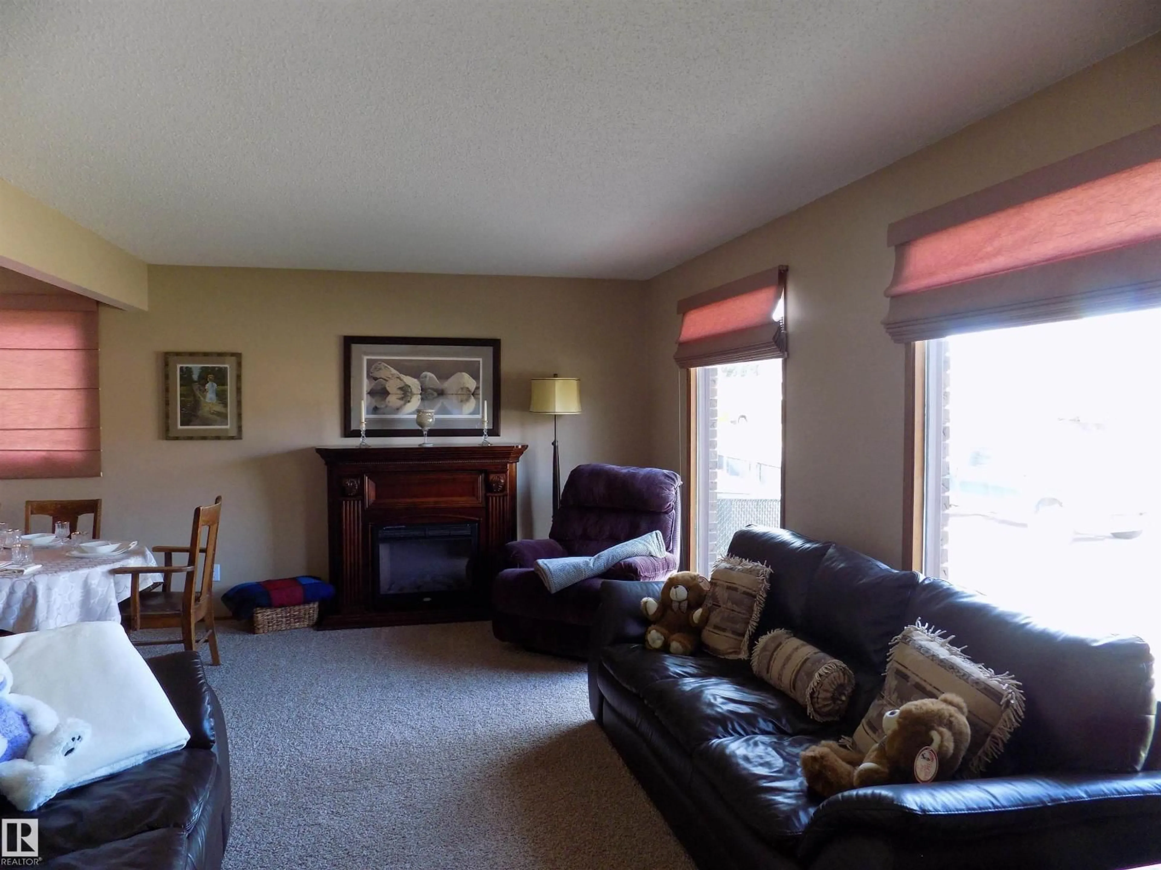 Living room with furniture, unknown for 129 MOUNTAIN ASH DRIVE, Wetaskiwin Alberta T9A2T4