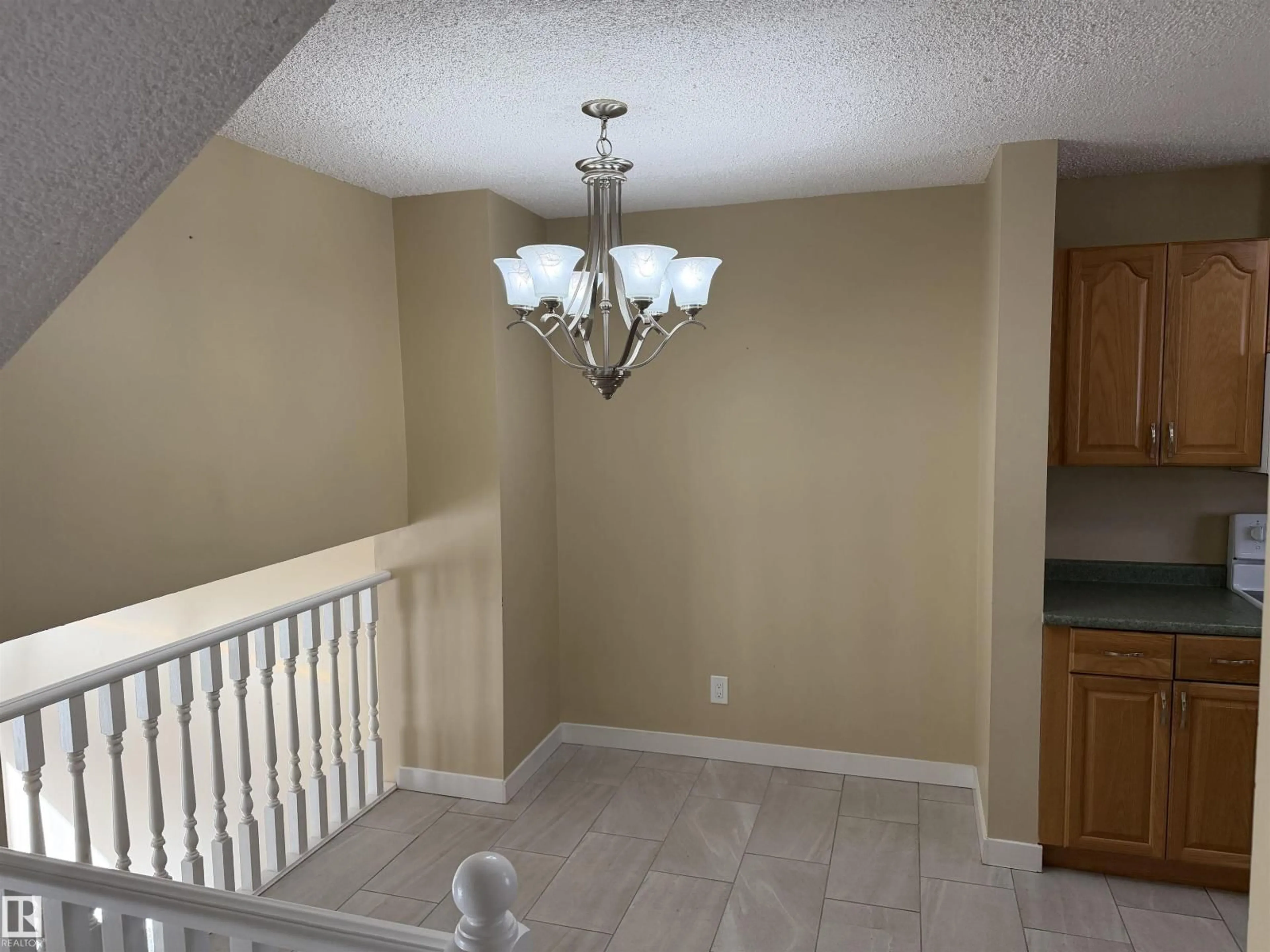 A pic of a room for NW - 9561A 180A ST, Edmonton Alberta T5T2Z4