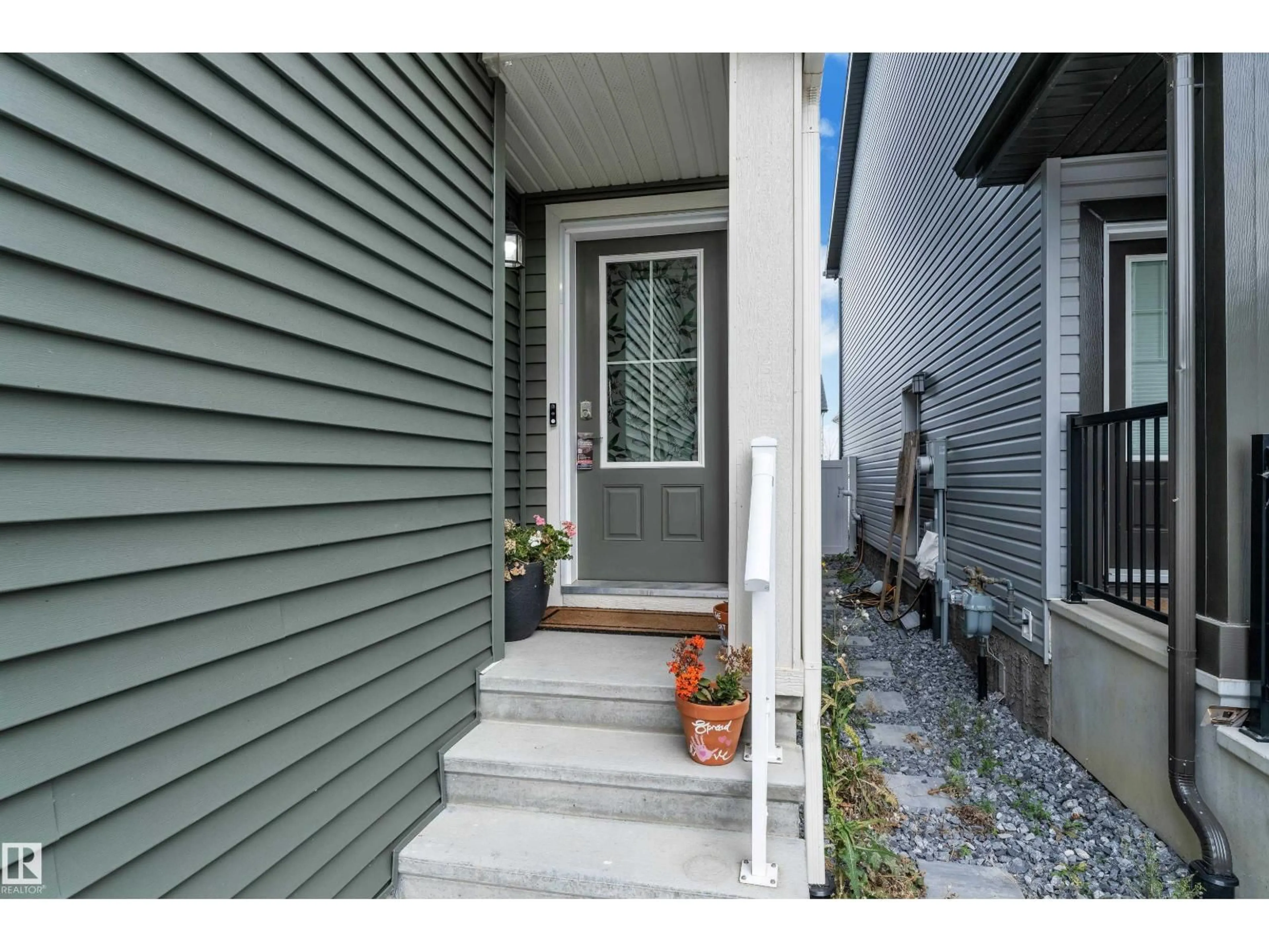 Indoor entryway for NW - 17833 70A ST, Edmonton Alberta T5Z0V3