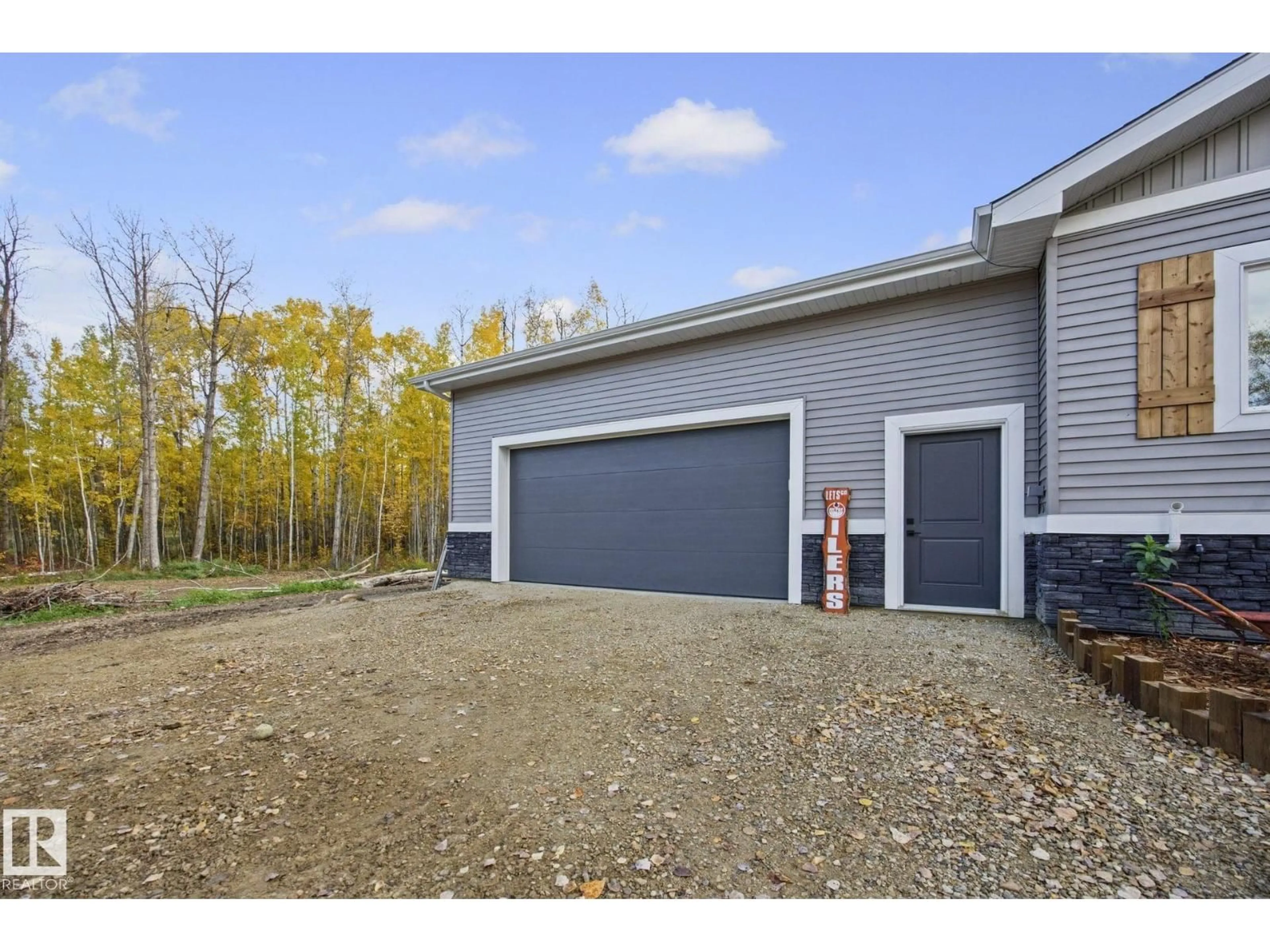 Indoor garage for #3 - 54222 RGE ROAD 25, Rural Lac Ste. Anne County Alberta T0E1V2