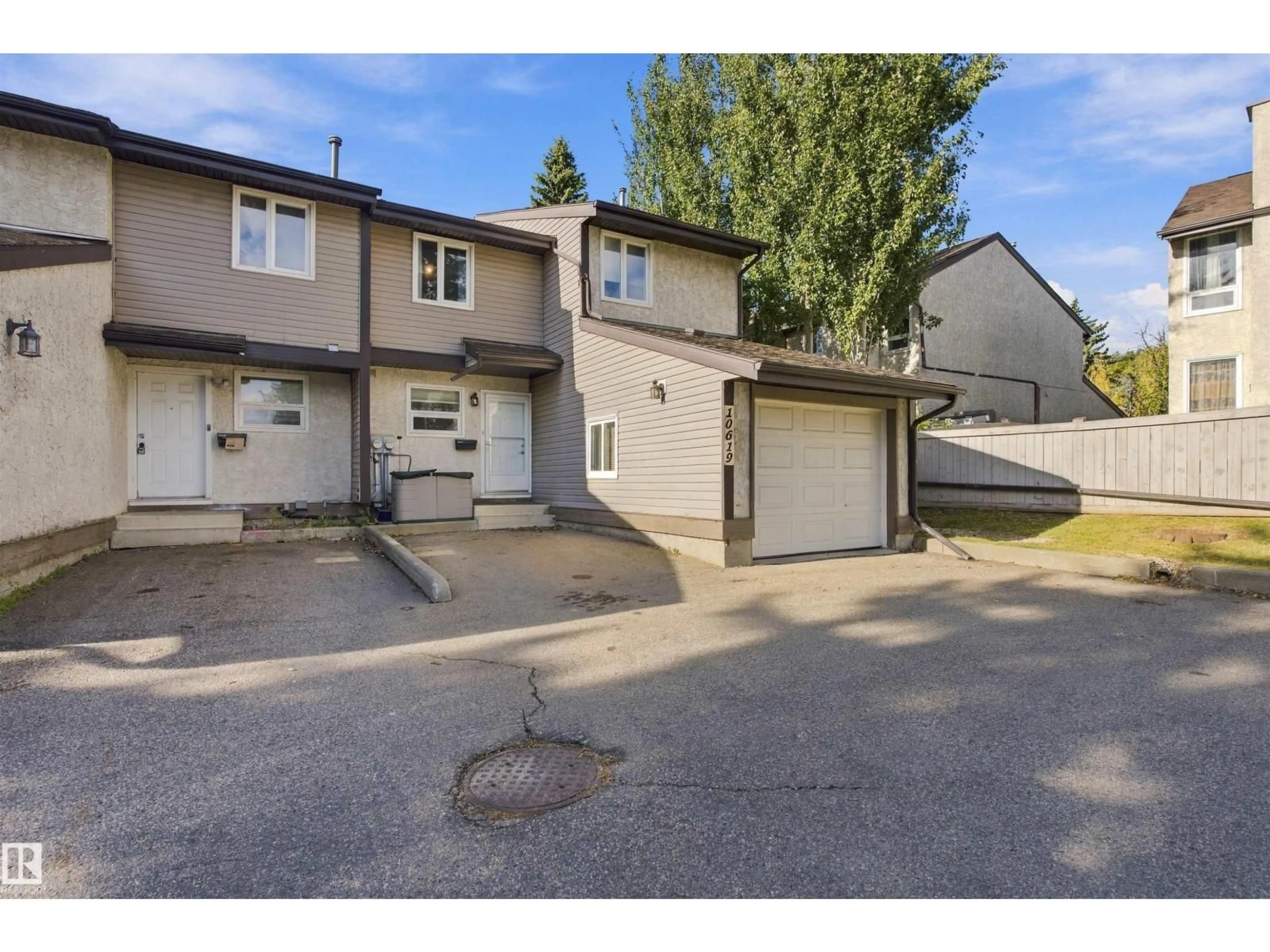 Unknown for 10619 BEAUMARIS RD, Edmonton Alberta T5X5J5
