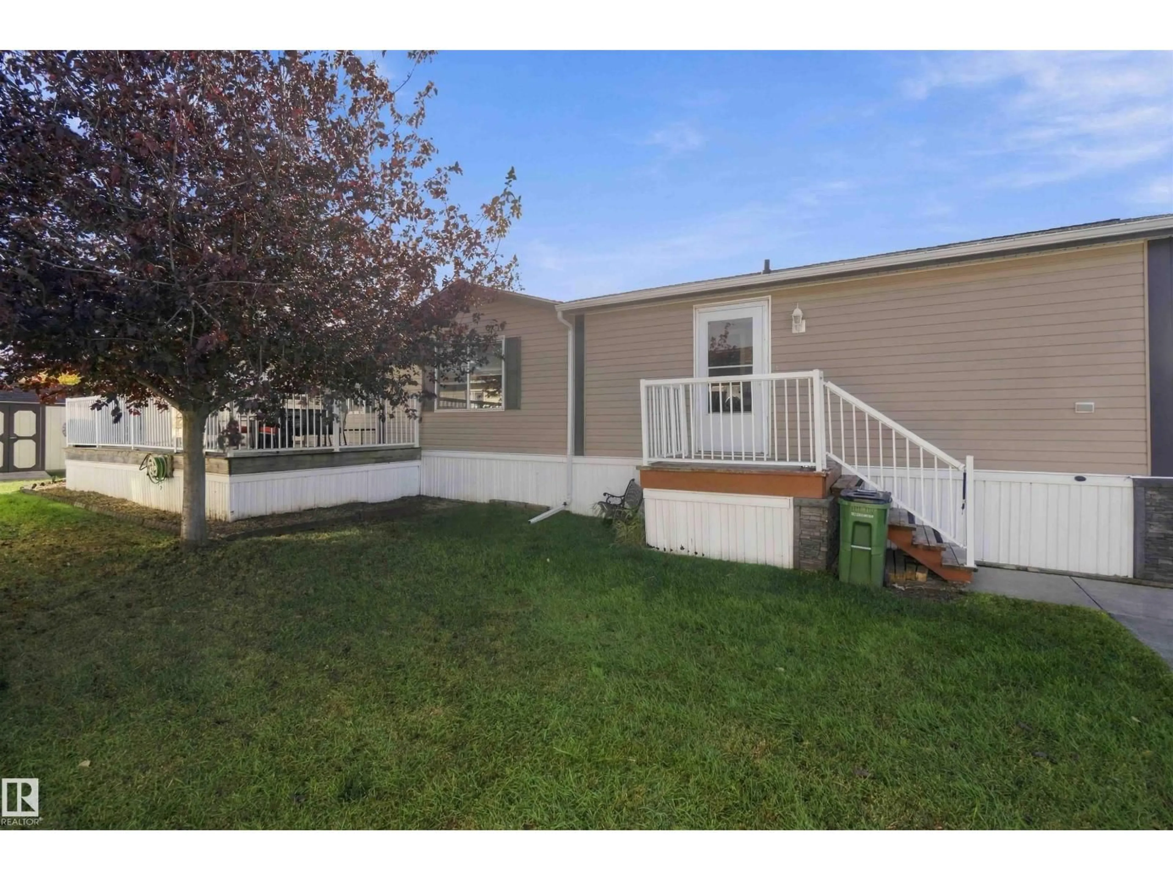 Unknown for 442 OAK WOOD CR, Edmonton Alberta T6P0B2