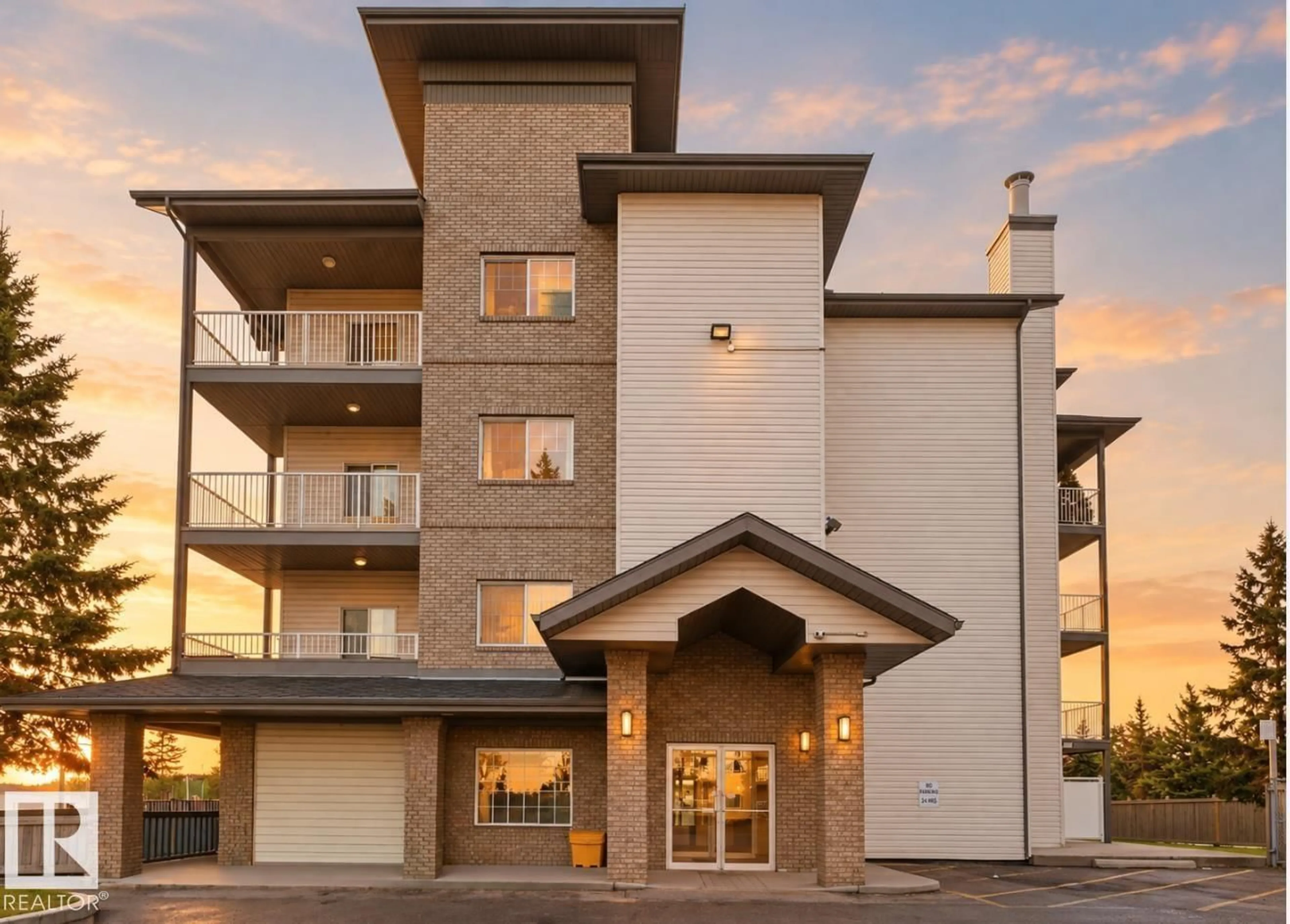 Patio, building for #102 - 16715 100 AV, Edmonton Alberta T5P4Z5