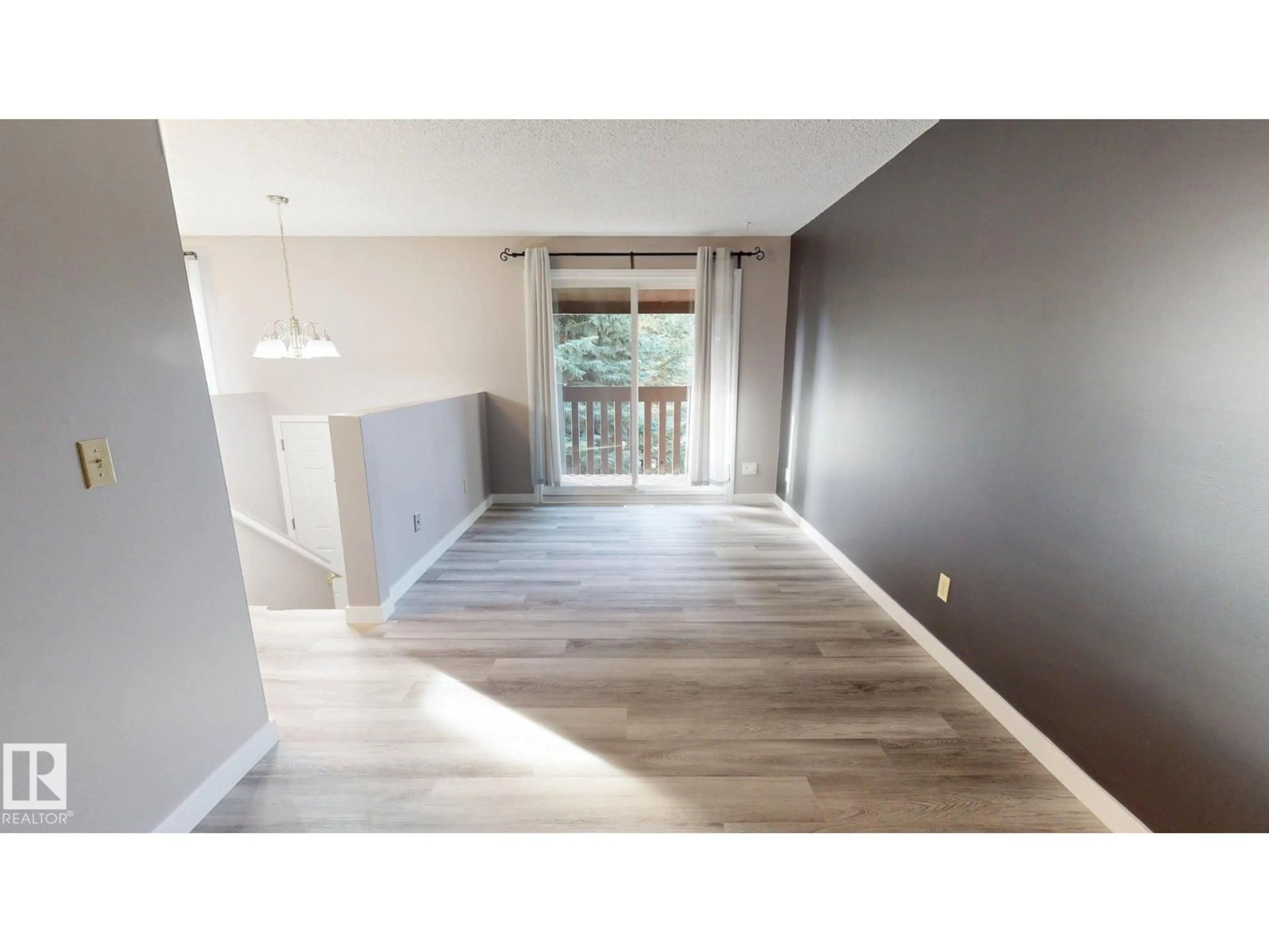 Indoor entryway for A - 5940 45 AV, Lacombe Alberta T4L1V7