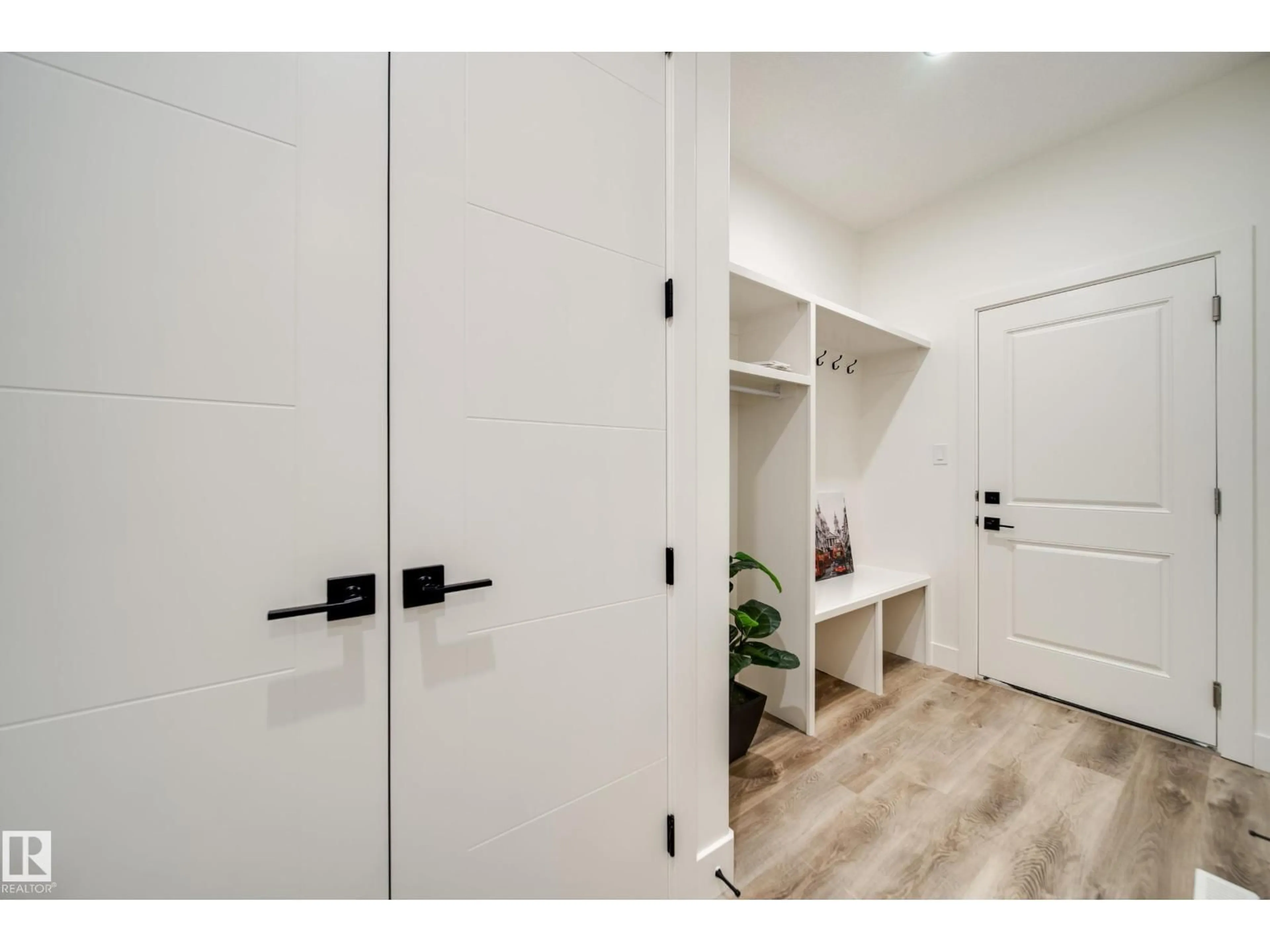 Indoor entryway for 8752 183 AV, Edmonton Alberta T5Z0S8