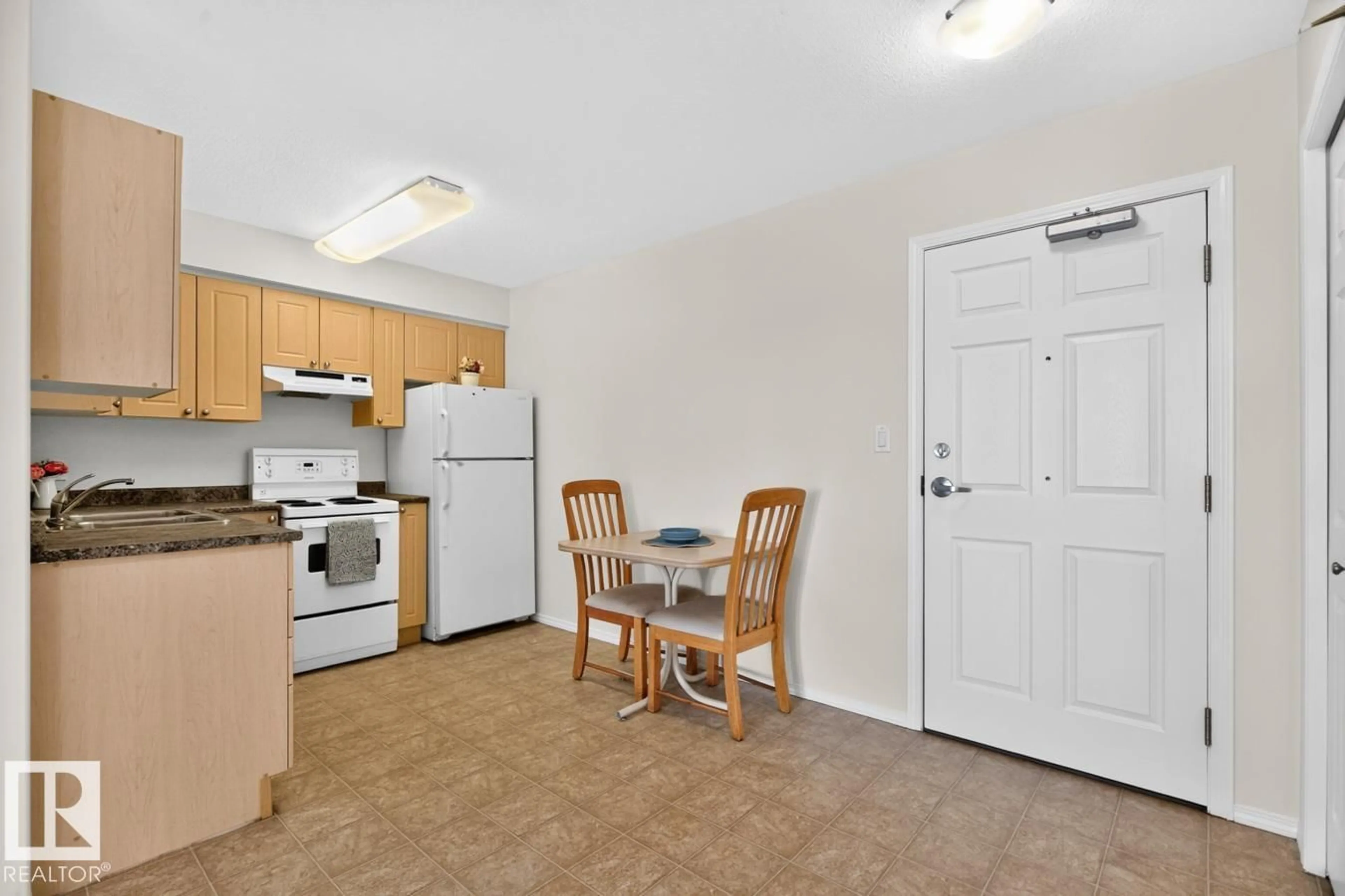 Standard kitchen, unknown for #323 - 8802 SOUTHFORT, Fort Saskatchewan Alberta T8L4R6