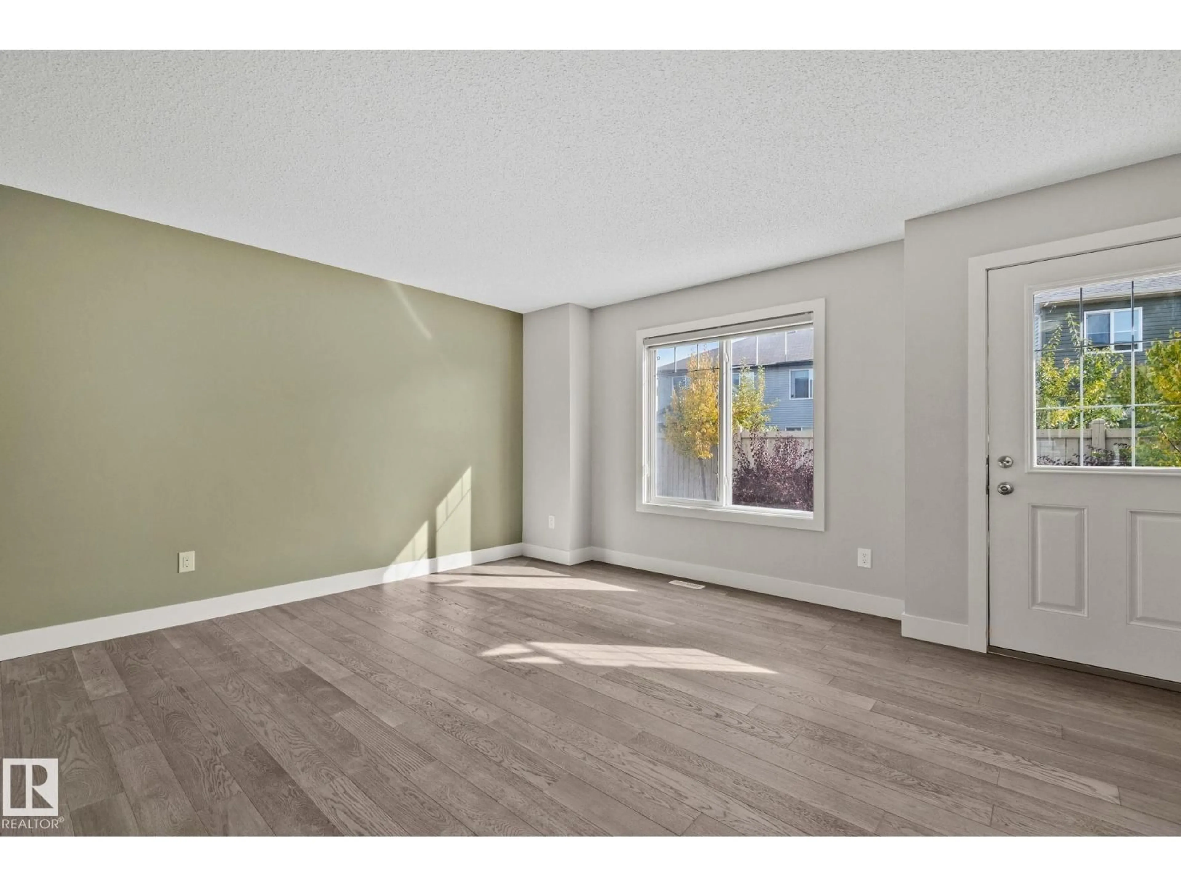 A pic of a room for #21 - 2922 MAPLE WY, Edmonton Alberta T6T1A5