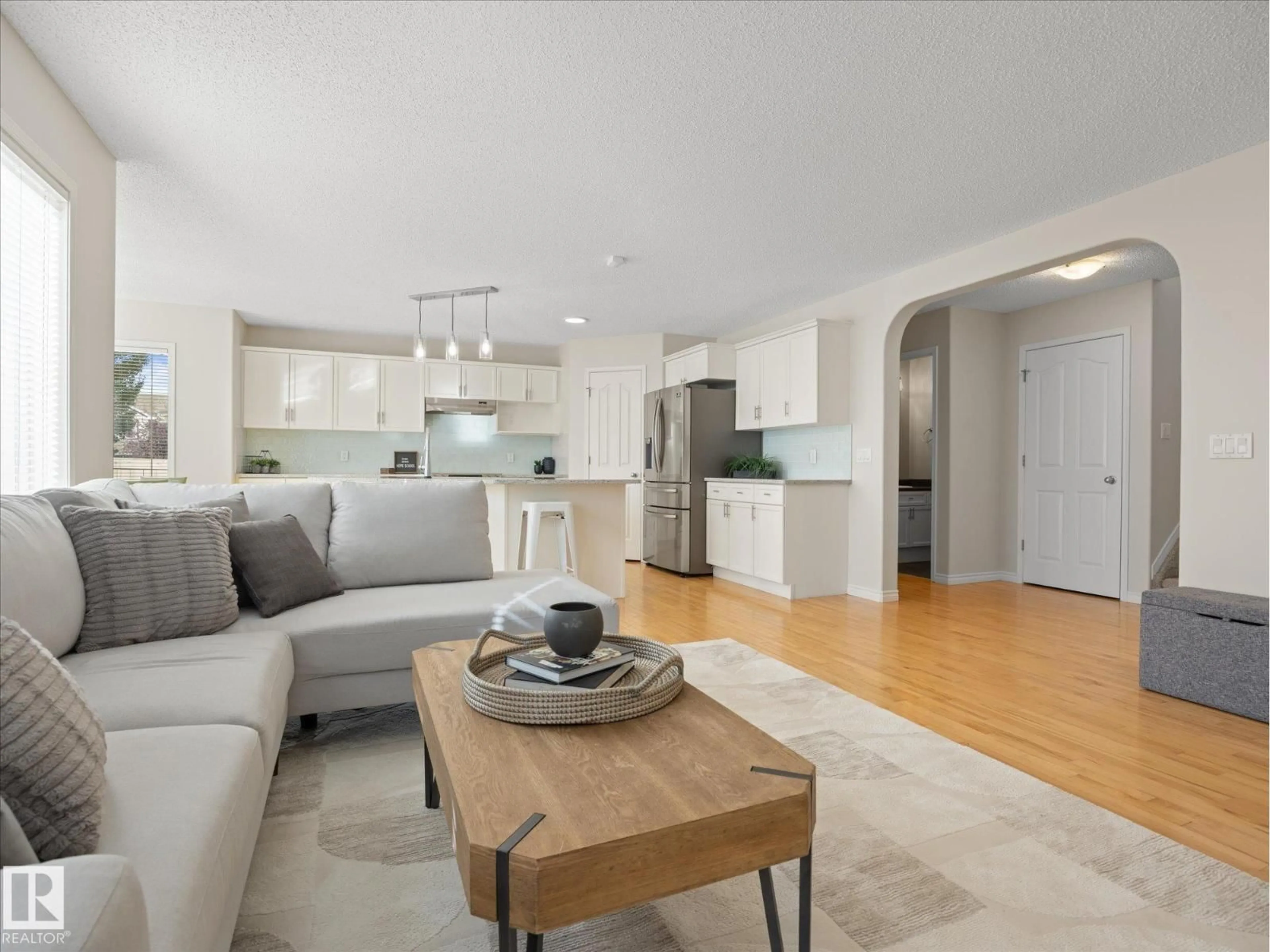 Living room with furniture, unknown for 11531 11 AV, Edmonton Alberta T6W1W7