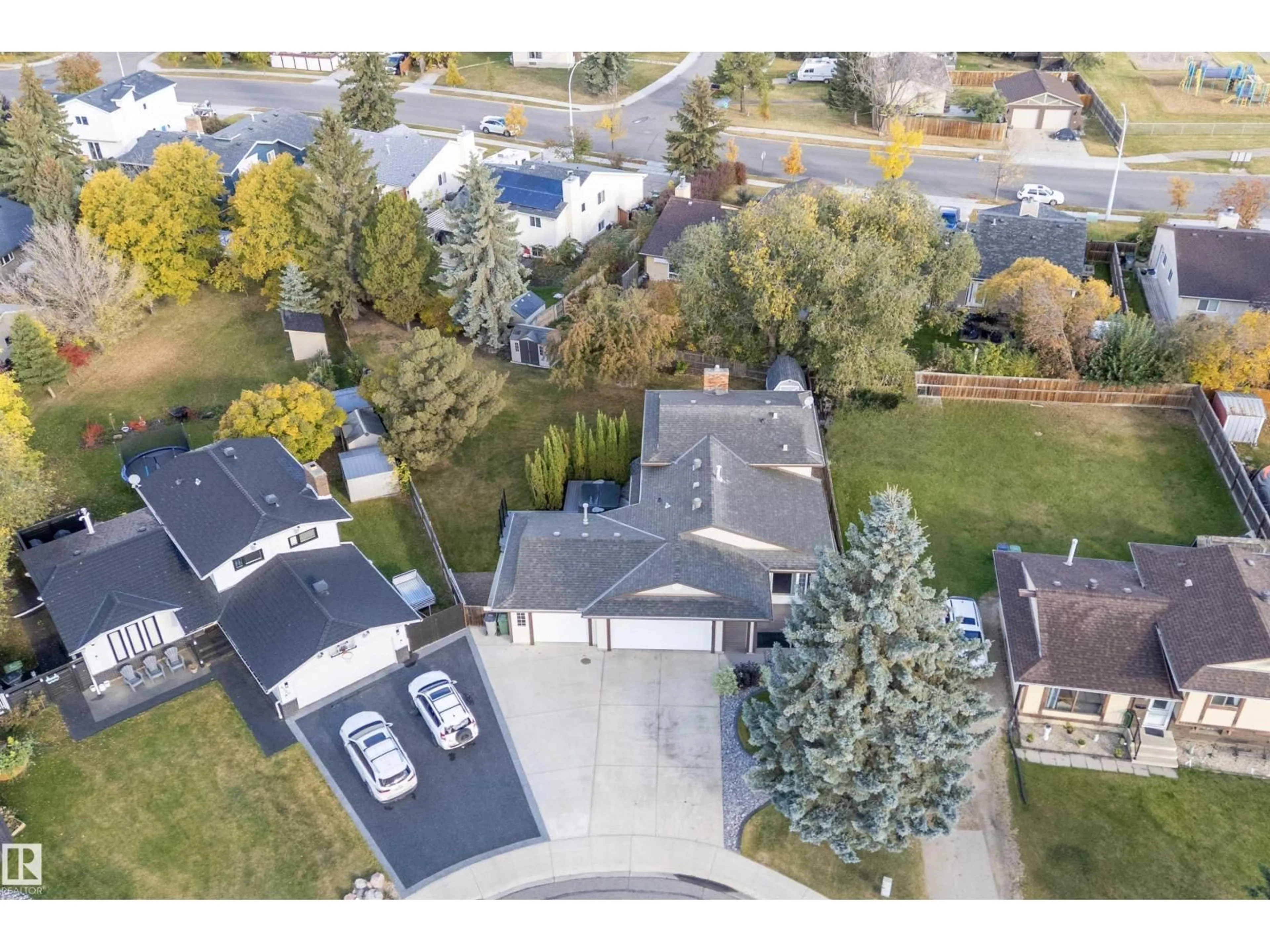 A pic from outside/outdoor area/front of a property/back of a property/a pic from drone, street for 4118 46 ST, Beaumont Alberta T4X1G1