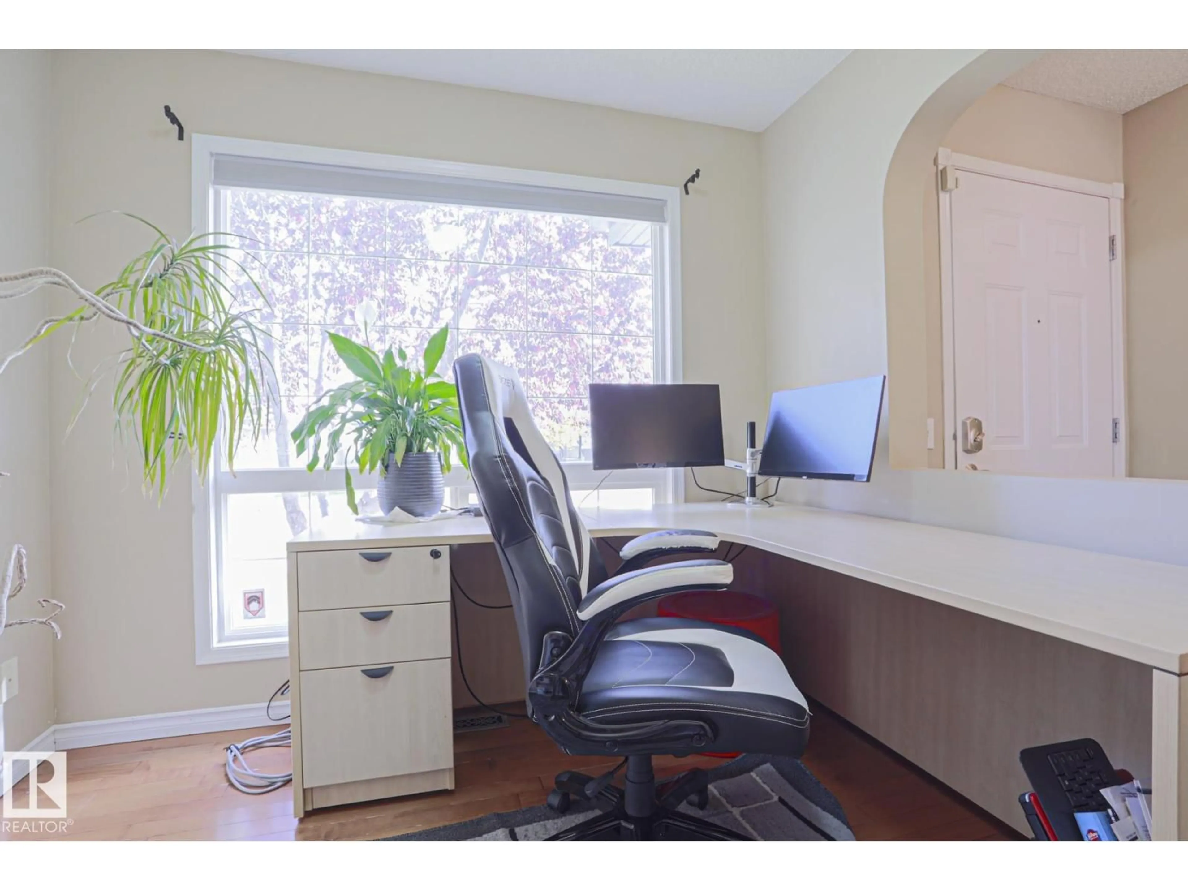 A pic of a room for NW - 452 GIBB WD, Edmonton Alberta T5T6W7