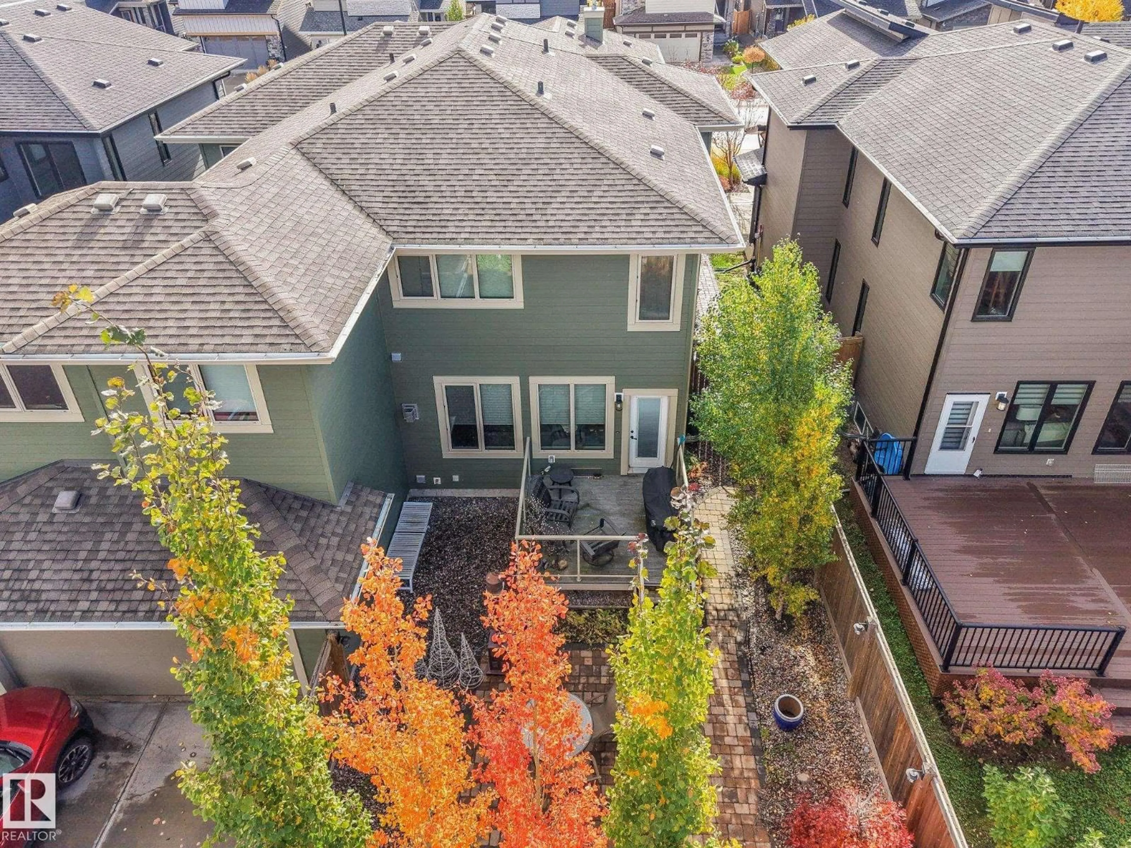 A pic from outside/outdoor area/front of a property/back of a property/a pic from drone, city buildings view from balcony for 16 FOSBURY LI, Sherwood Park Alberta T8B0B3