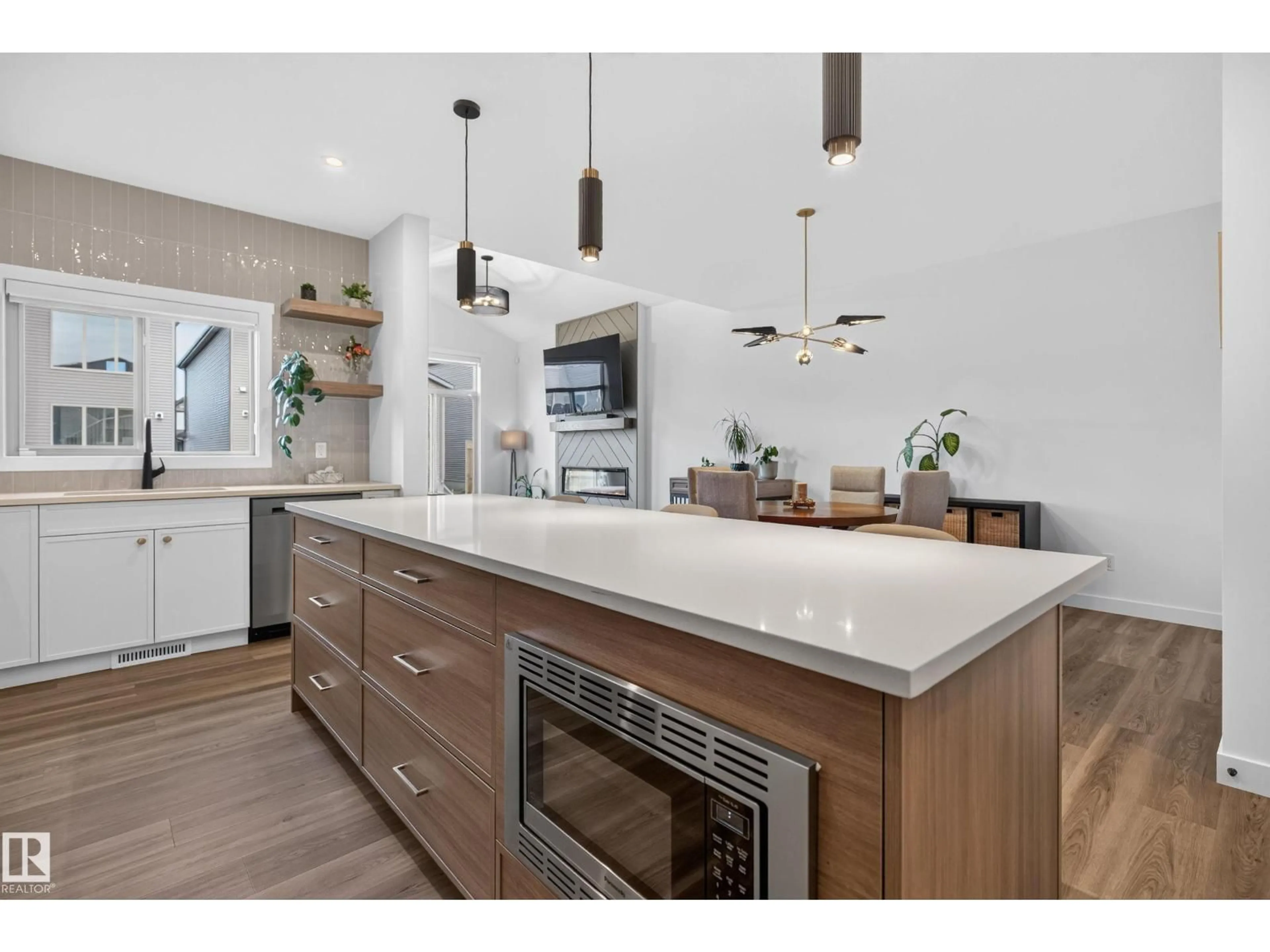 Open concept kitchen, unknown for 66 GLADSTONE BN, Spruce Grove Alberta T7X0Z6
