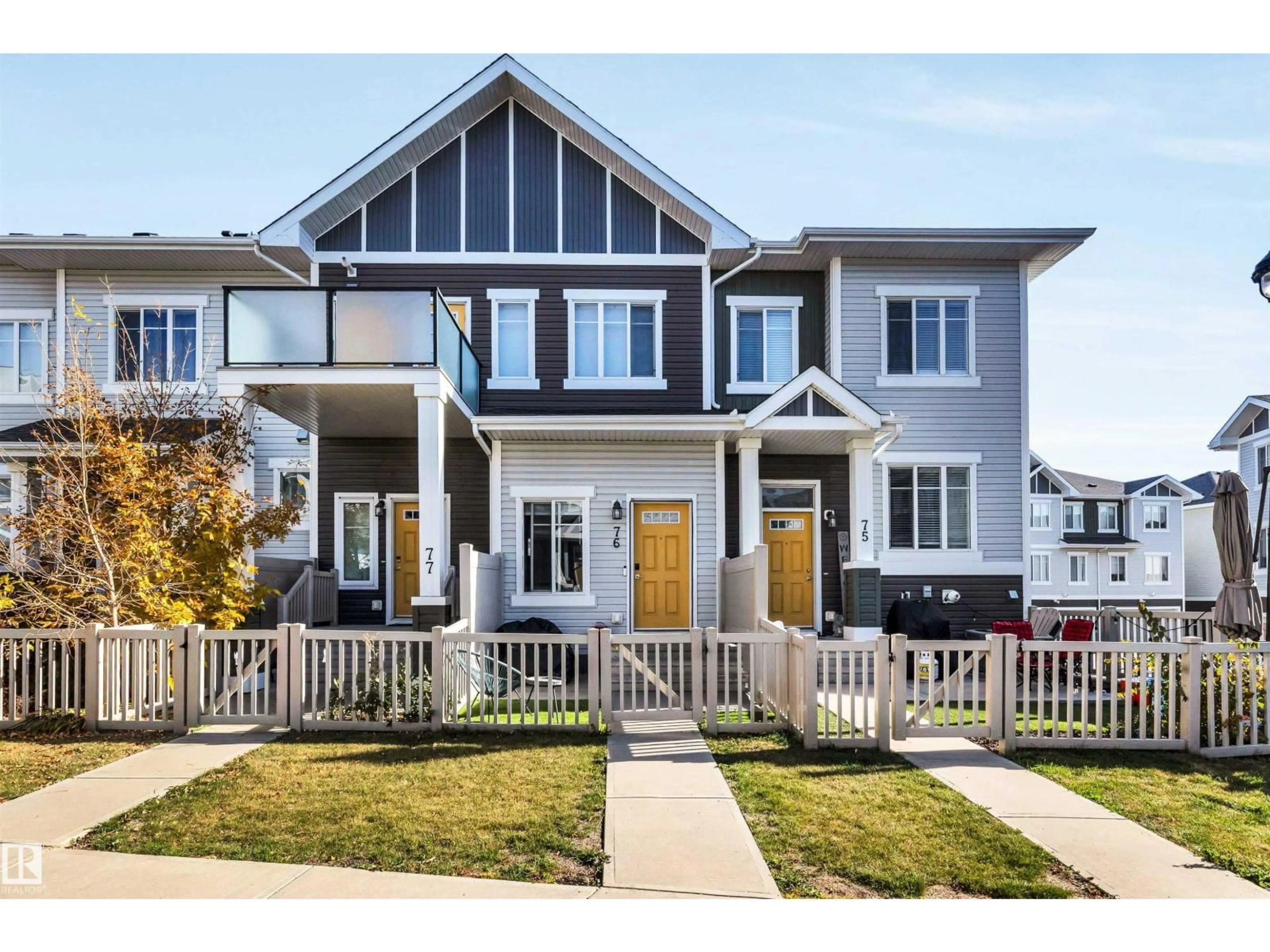 Home with vinyl exterior material, street for 76 - 2905 141 ST, Edmonton Alberta T6W3M4