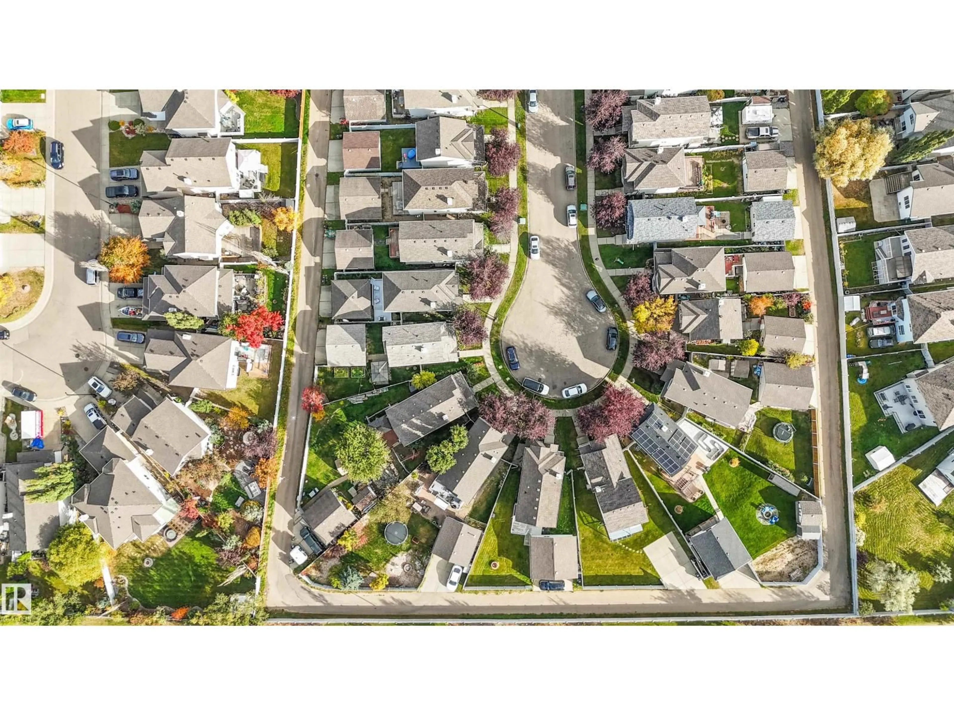 A pic from outside/outdoor area/front of a property/back of a property/a pic from drone, street for NW - 460 GIBB WD, Edmonton Alberta T5T6W7