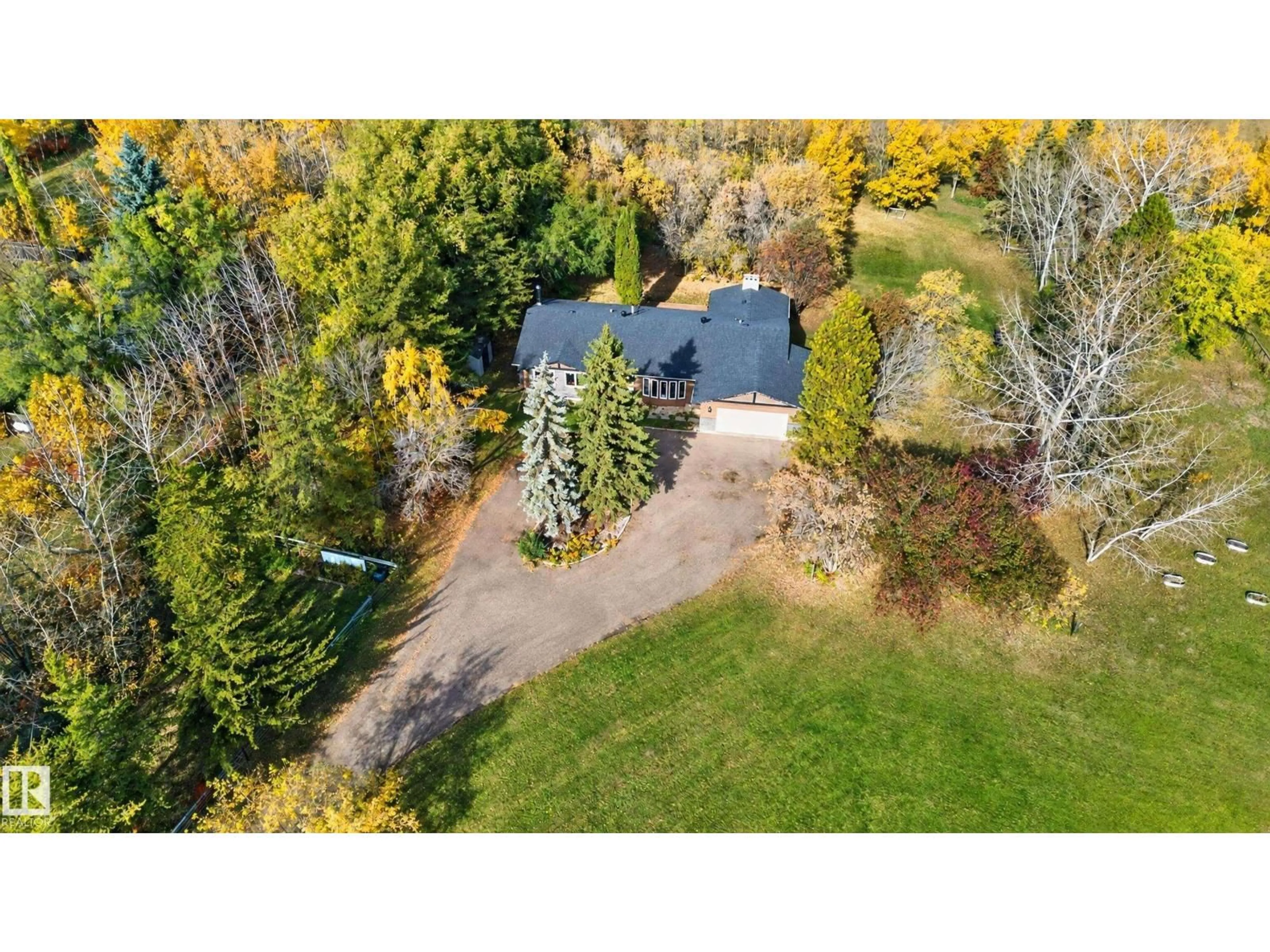 A pic from outside/outdoor area/front of a property/back of a property/a pic from drone, unknown for 26 - 52472 RGE ROAD 224, Rural Strathcona County Alberta T8A4R6