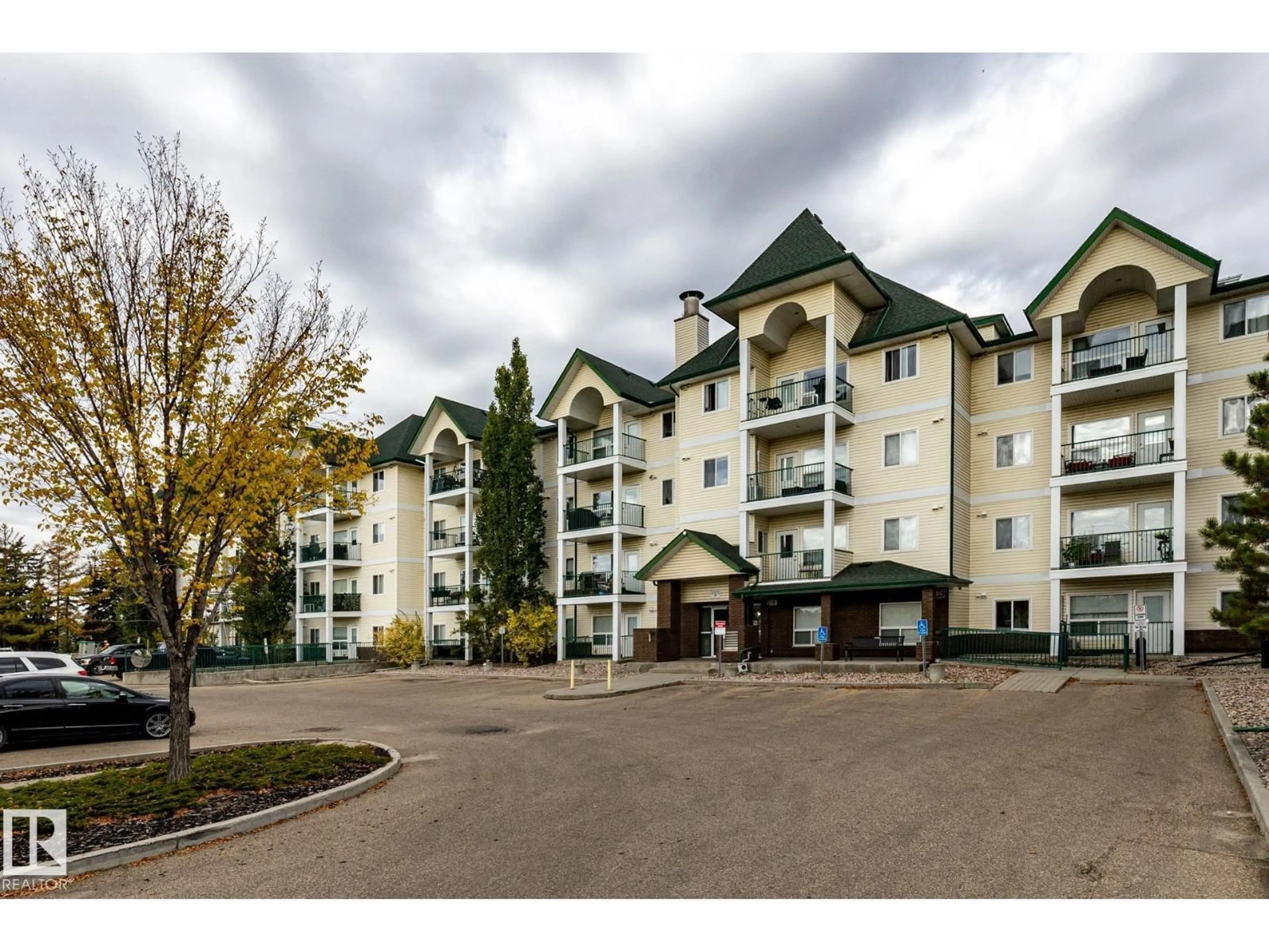 A pic from outside/outdoor area/front of a property/back of a property/a pic from drone, mountain view for 310 - 13635 34 ST, Edmonton Alberta T5A0C4