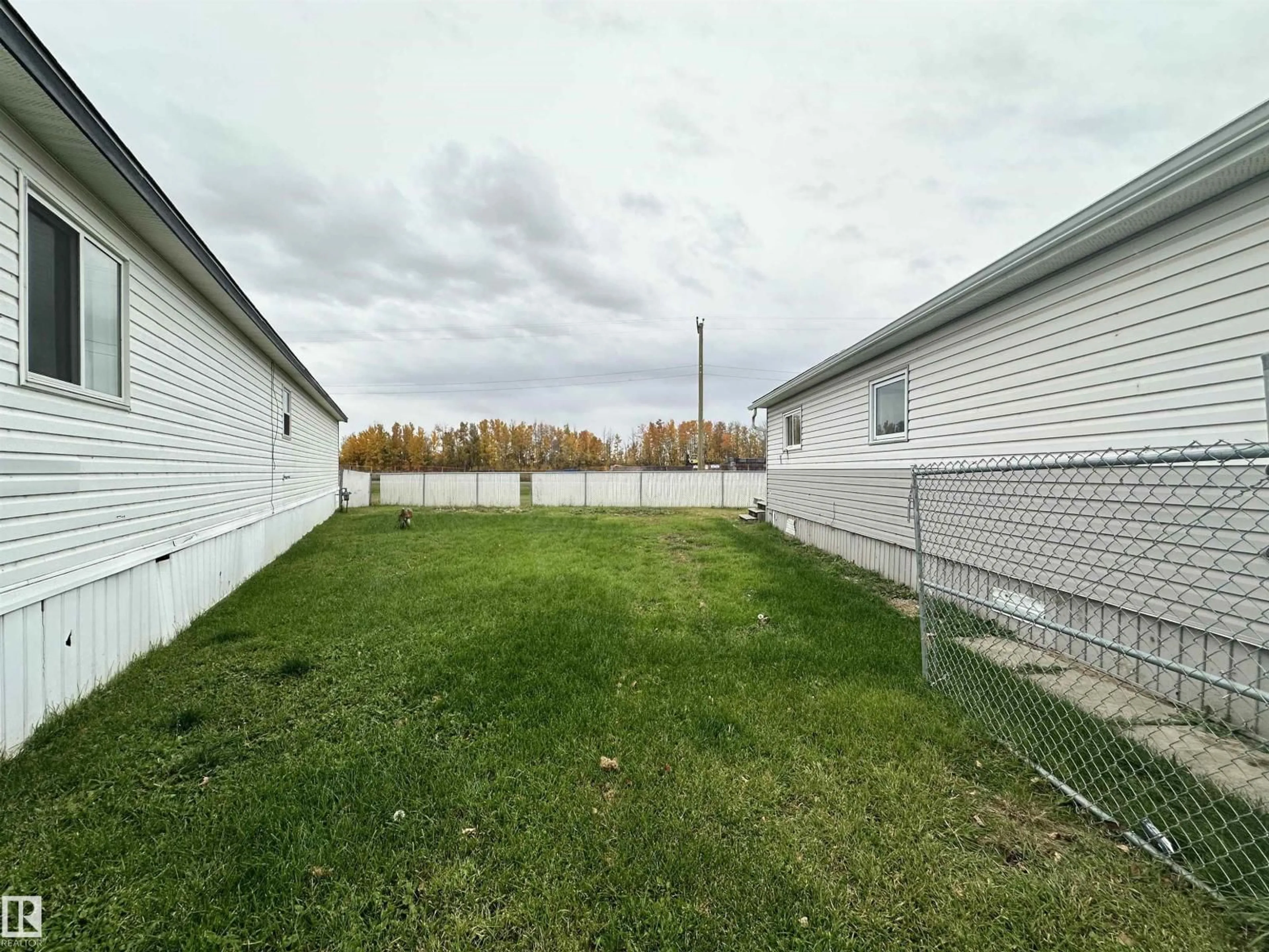 Unknown for #9 - 5220 44 AV, Calmar Alberta T0C0V0