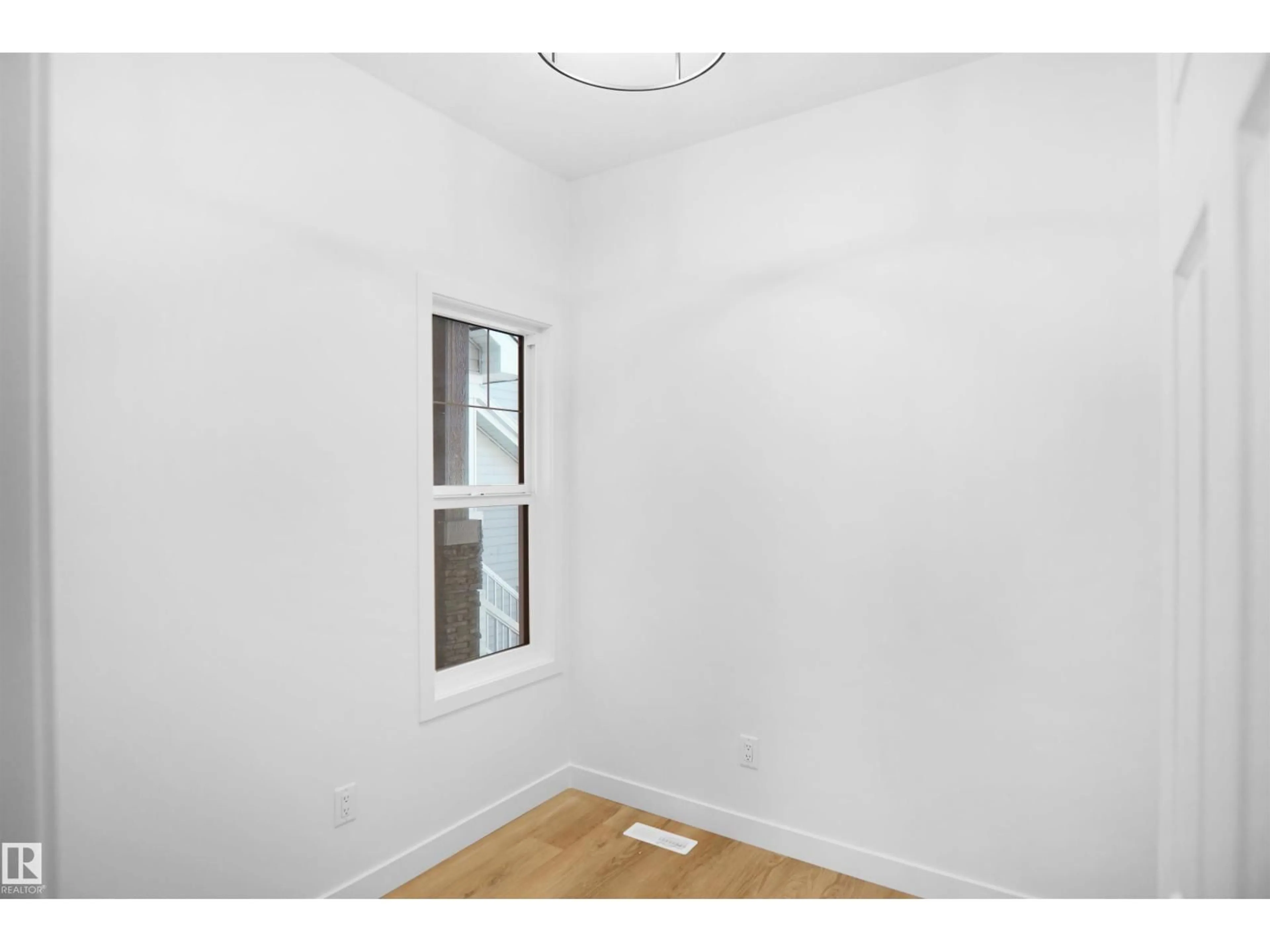 A pic of a room for 206 ELLIOT WD, Fort Saskatchewan Alberta T8L0Z6