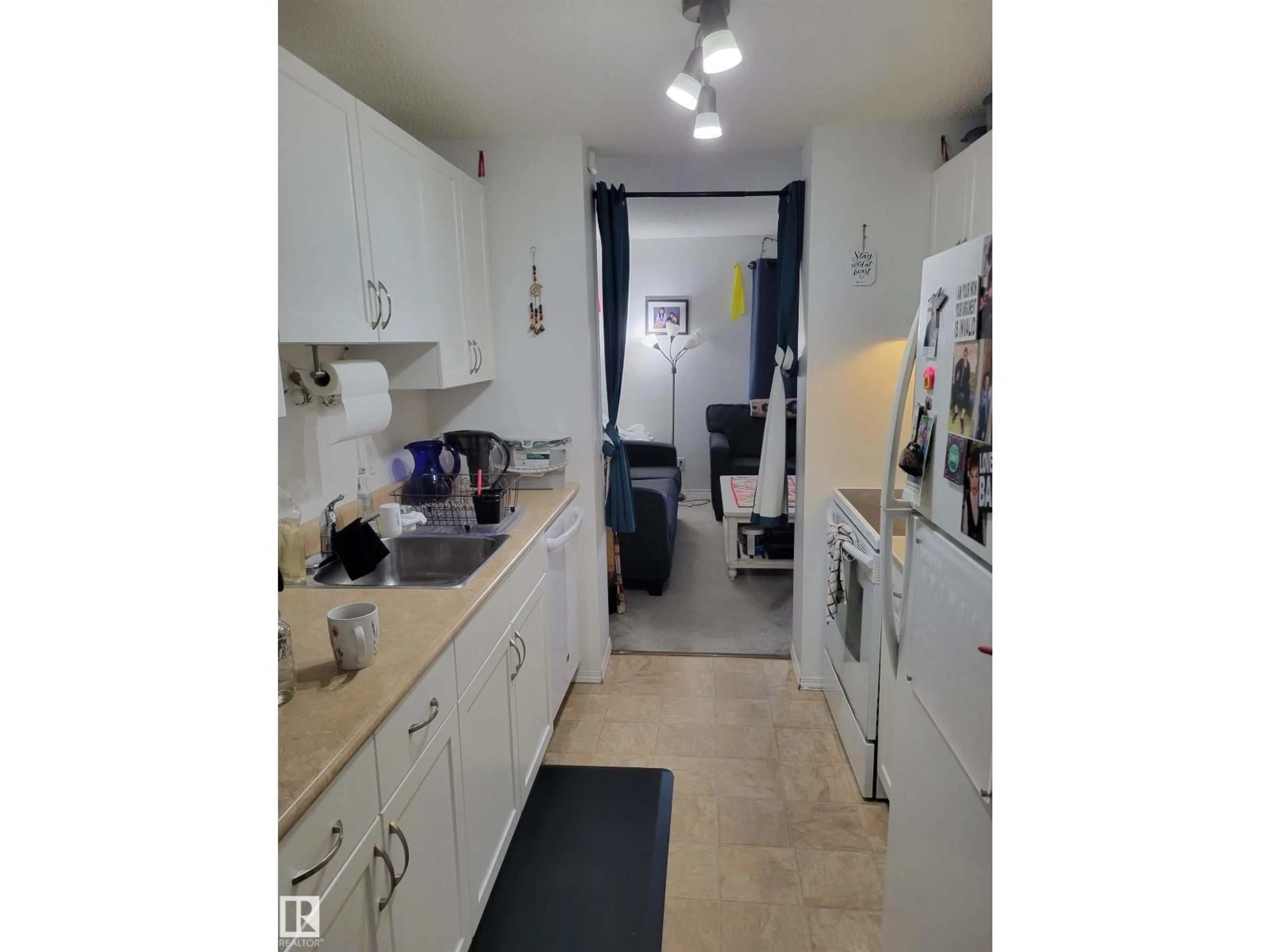 Standard kitchen, unknown for 129 ABBOTTSFIELD RD, Edmonton Alberta T5W4S9