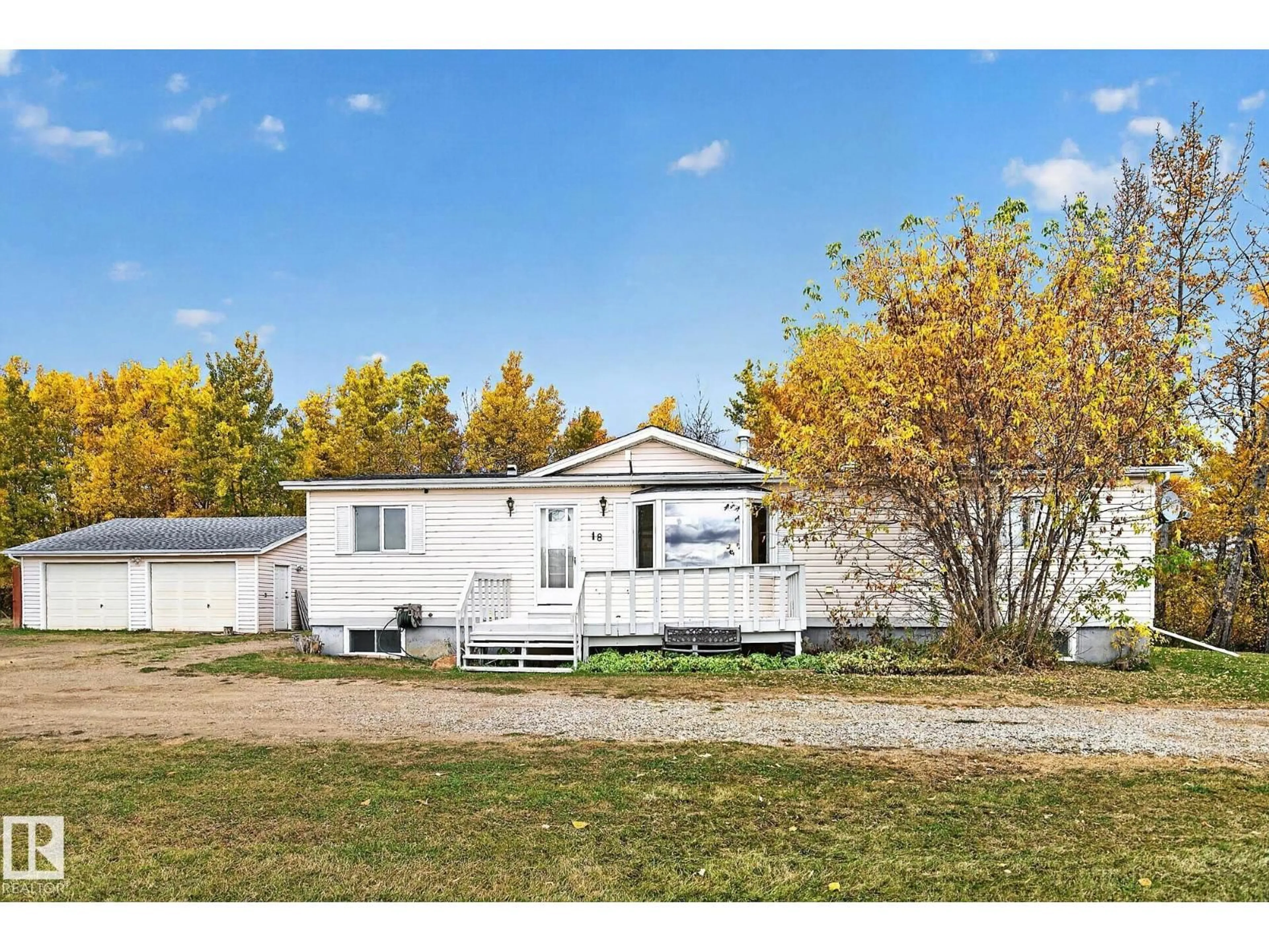 Home with vinyl exterior material, unknown for 53319 - 18 RGE ROAD 14, Rural Parkland County Alberta T7Y0C2