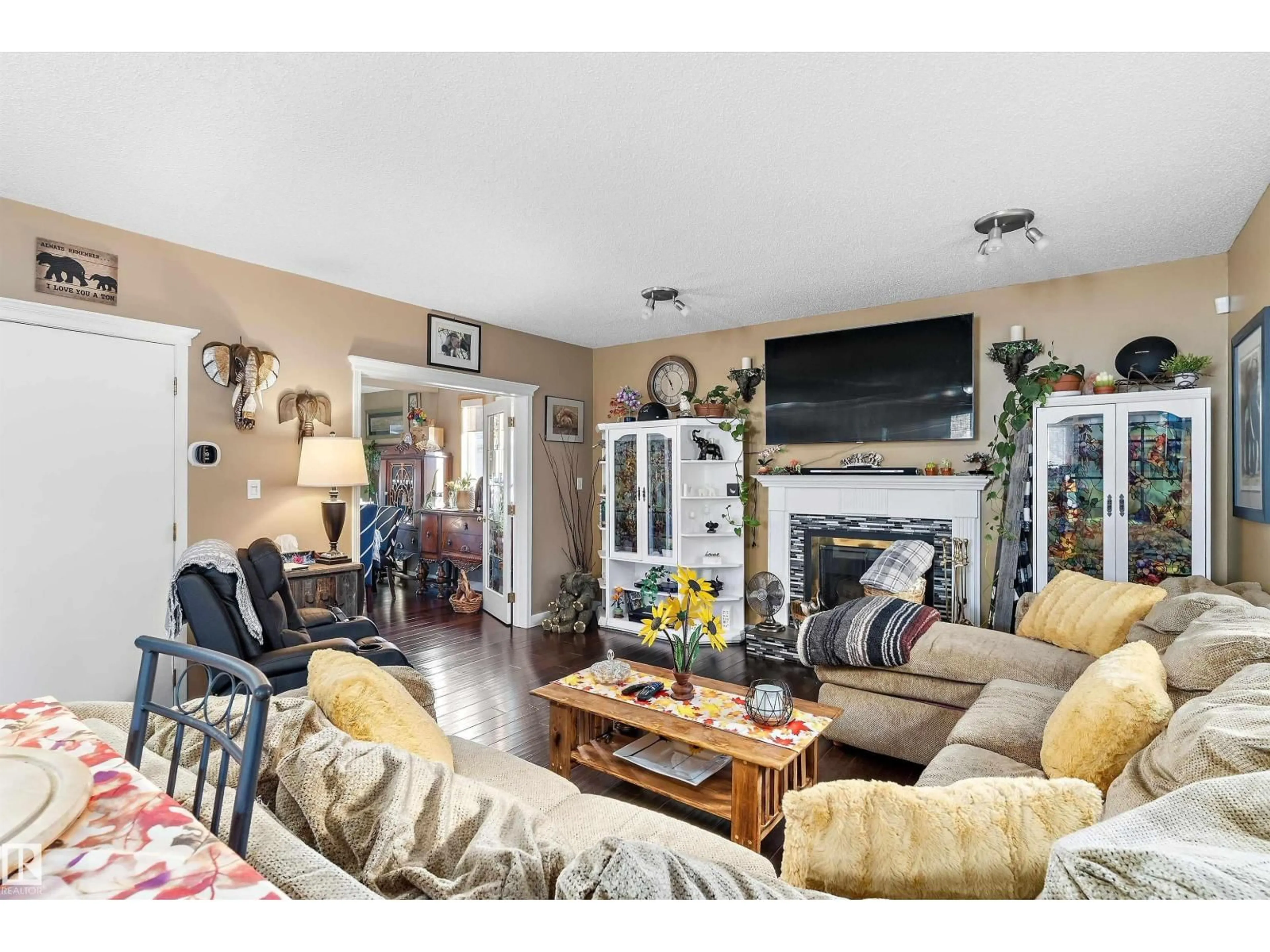 Living room with furniture, unknown for 210 WEST LIBERTY CR, Millet Alberta T0C1Z0
