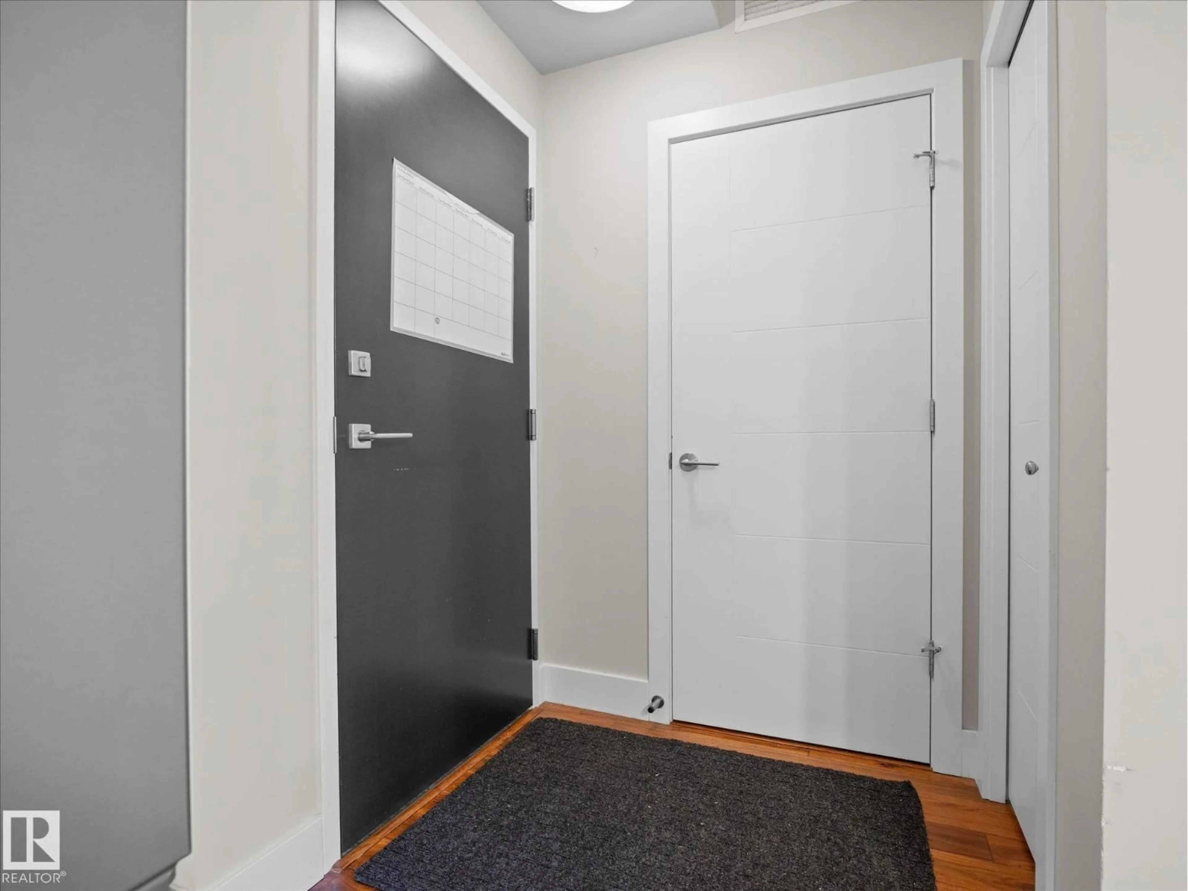 Indoor entryway for #416 - 200 BELLEROSE DR, St. Albert Alberta T8N7P7